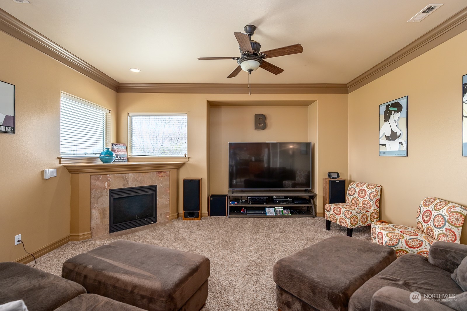 7849 Blue Jay Drive NE
