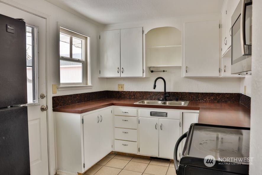 312 W Ridge Road