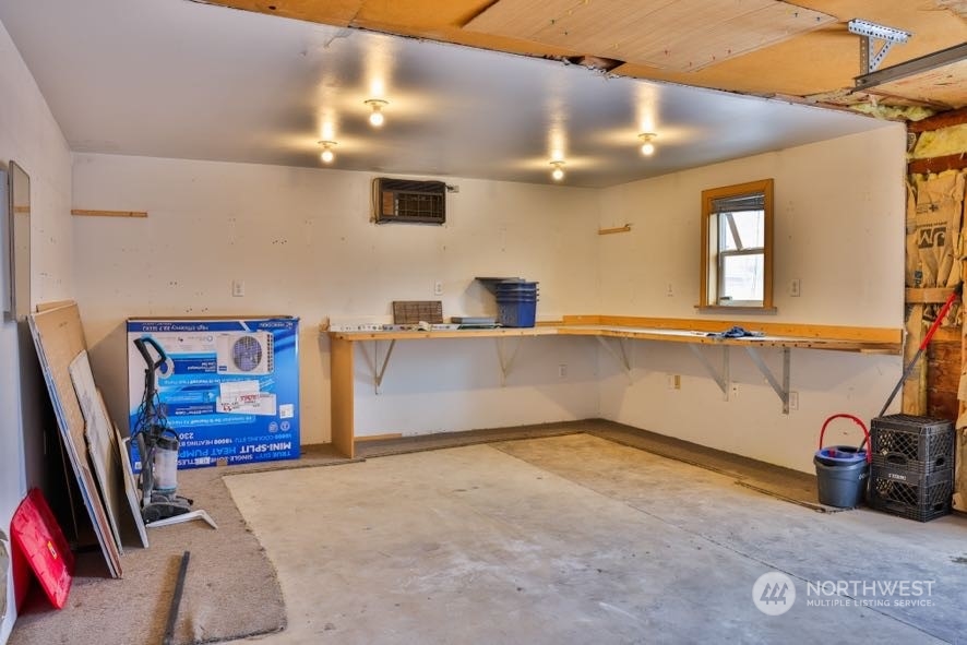 312 W Ridge Road