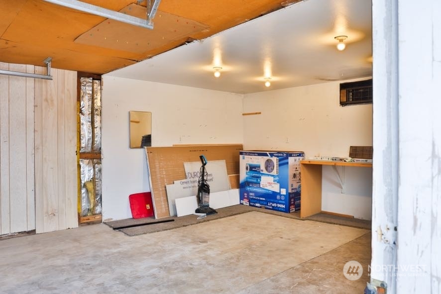 312 W Ridge Road