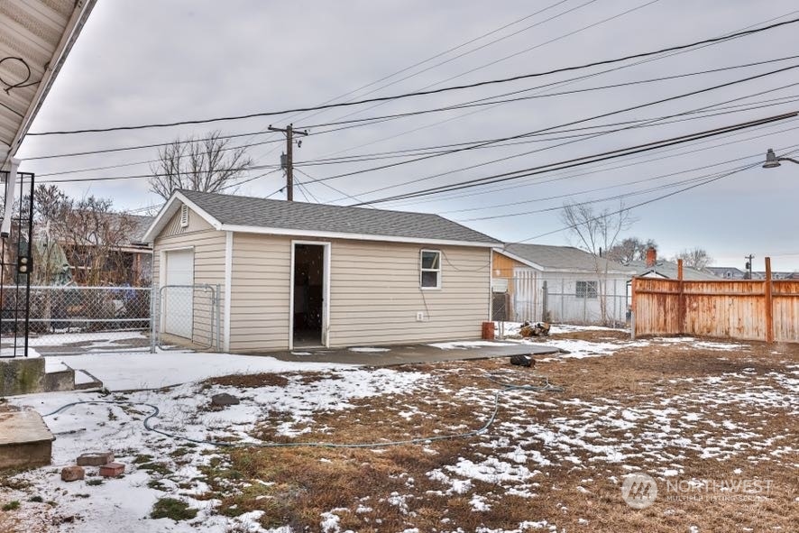 312 W Ridge Road