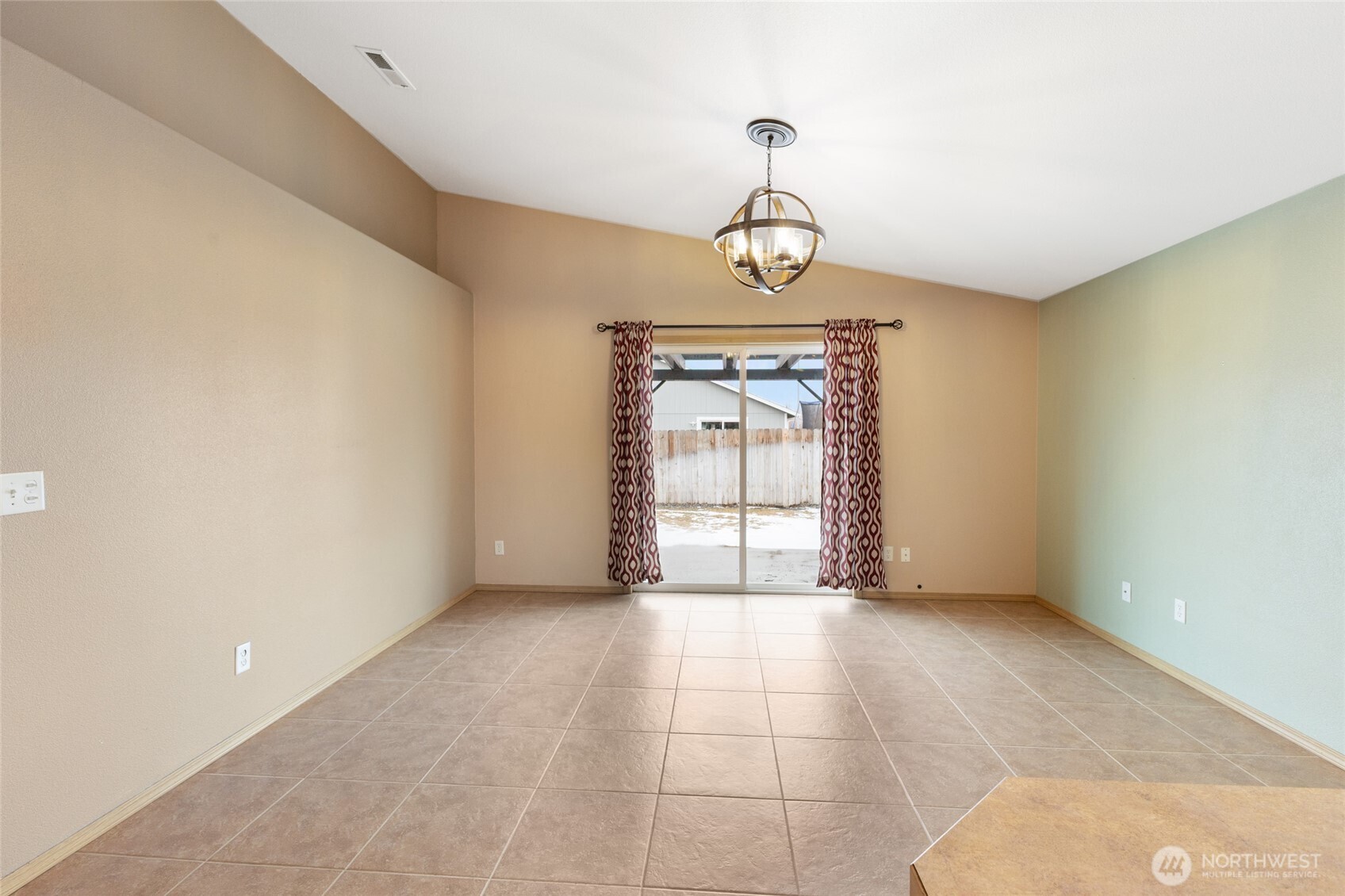 2000 S Leanne Avenue