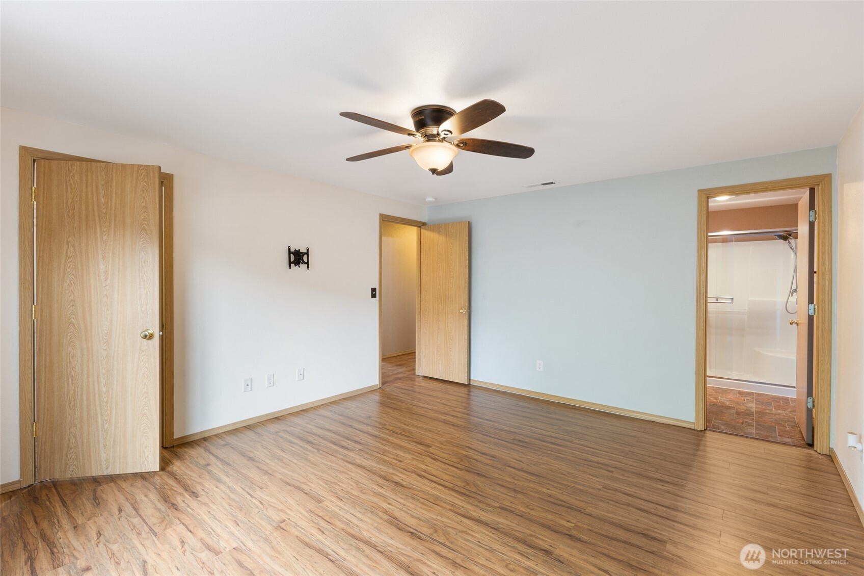 2000 S Leanne Avenue