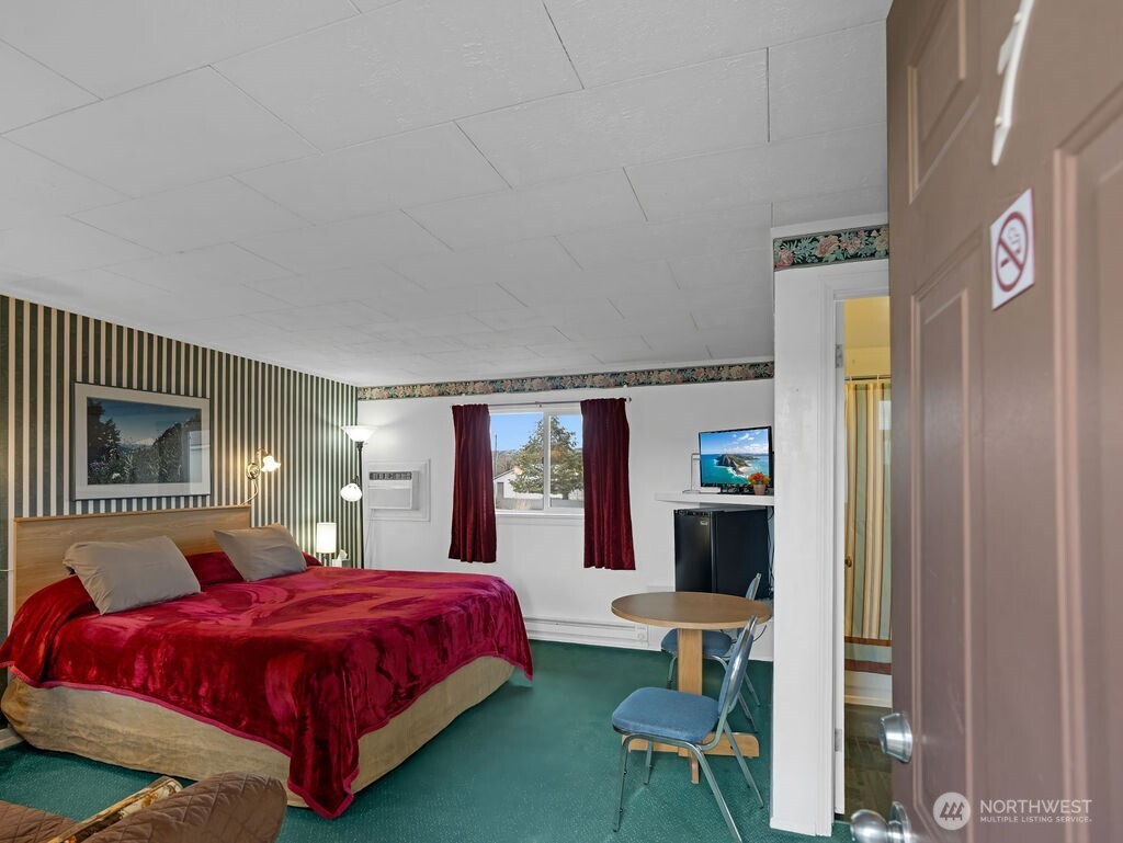 609 E First Avenue