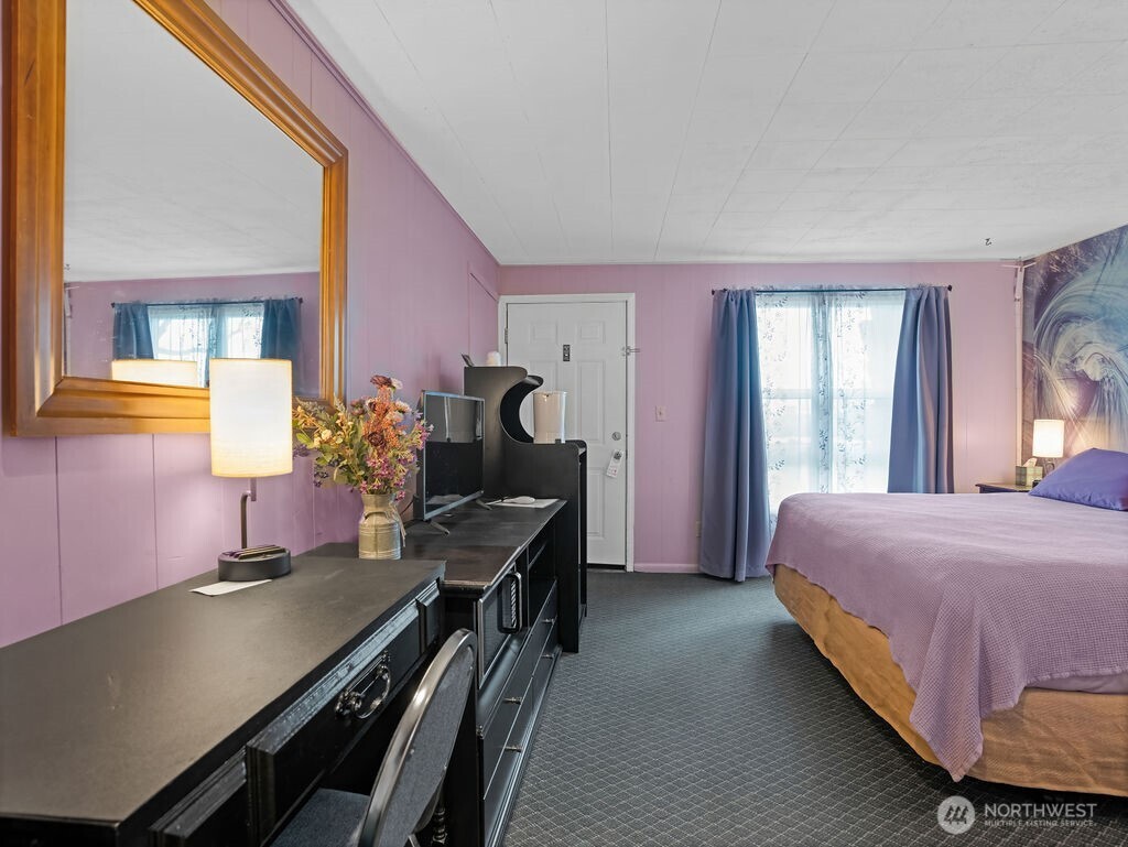 609 E First Avenue