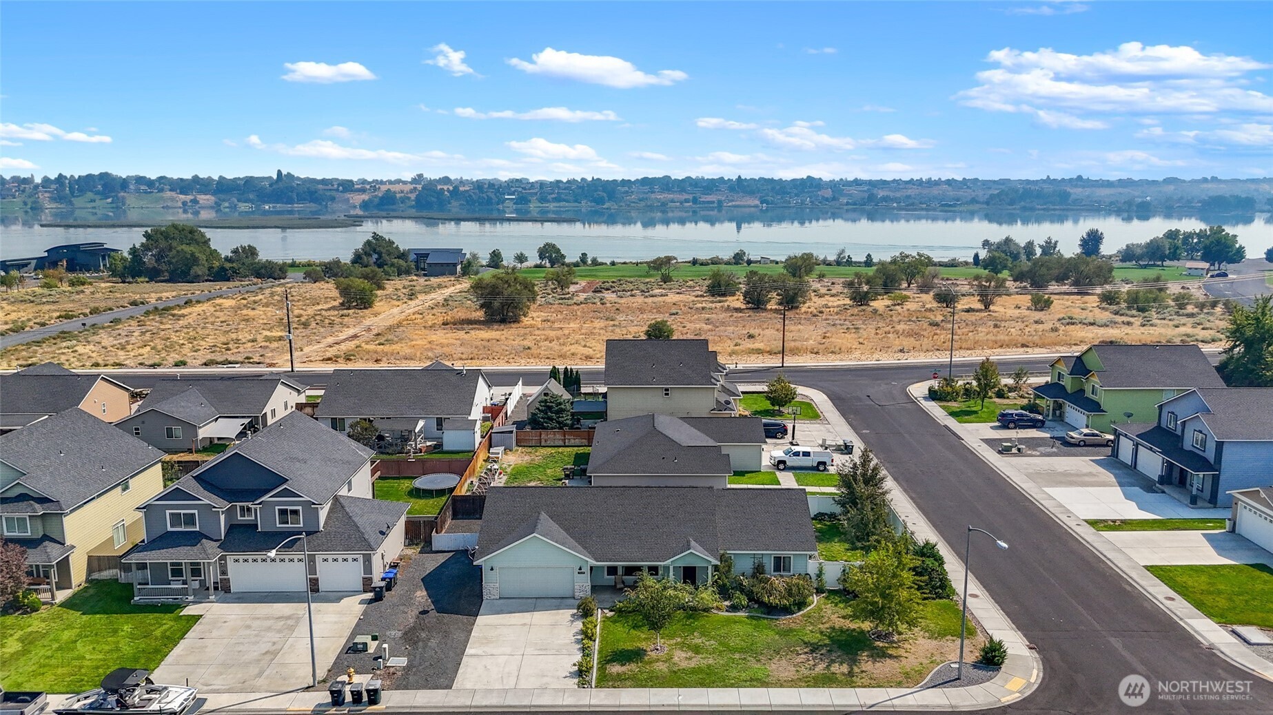 3429 W Glenmoor Drive