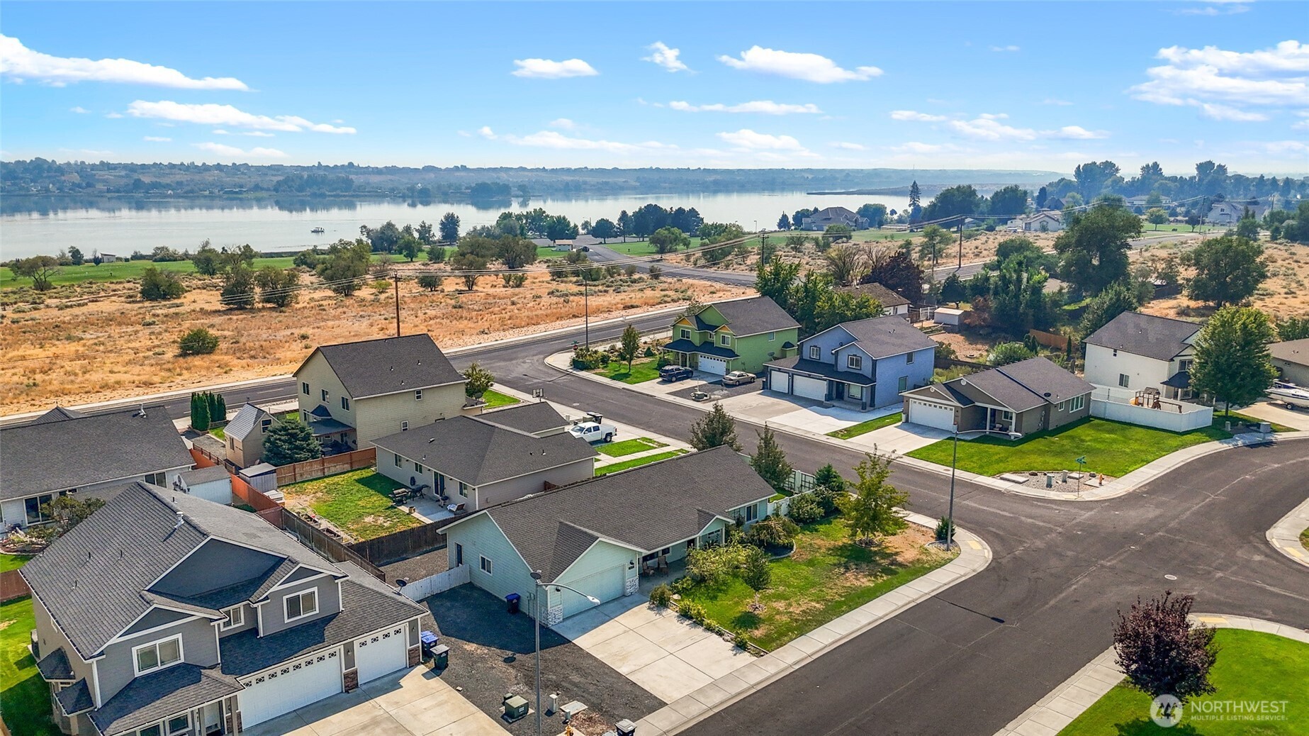 3429 W Glenmoor Drive