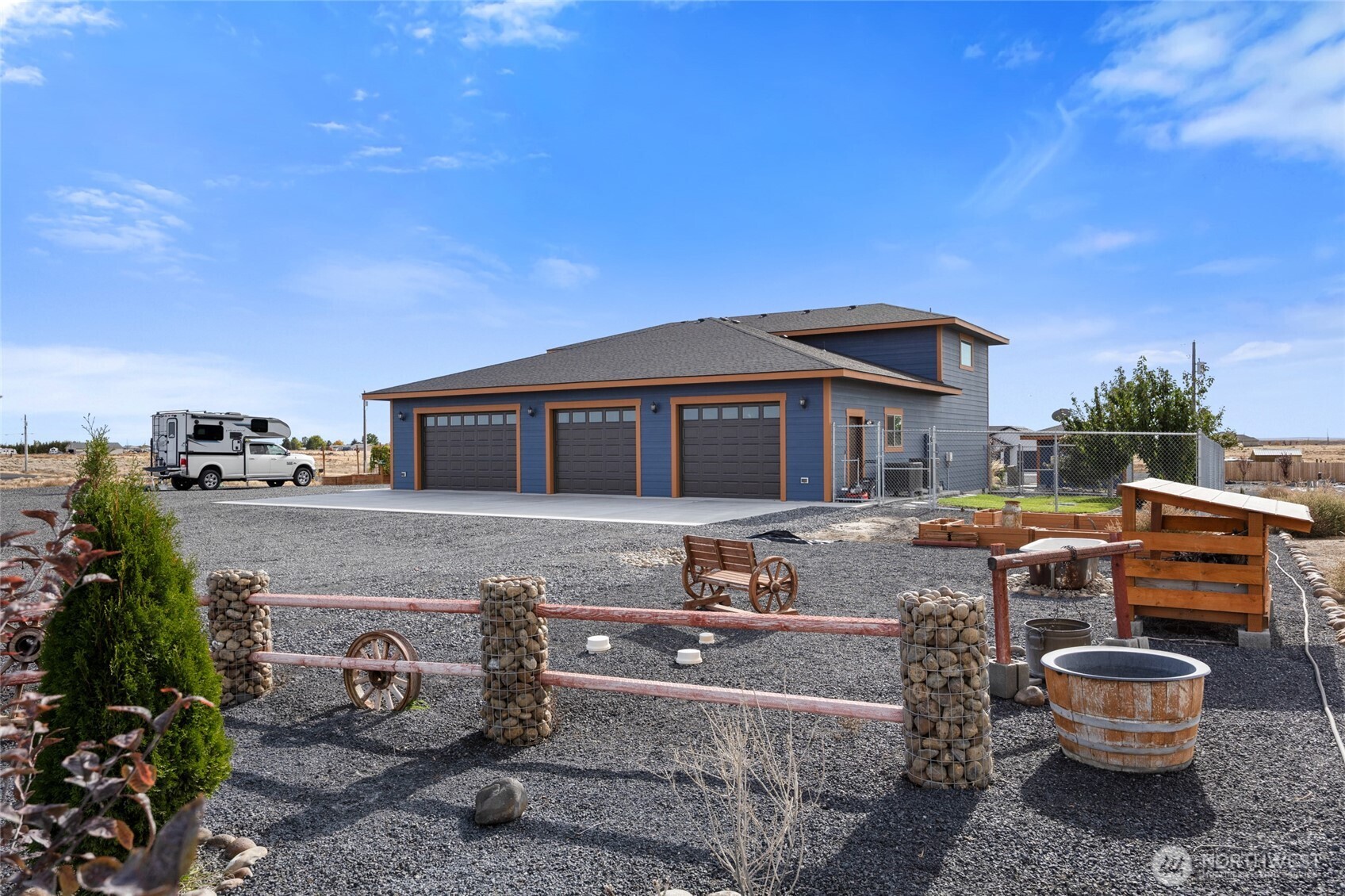 3588 Rd 7.8 NE Unit: 8NE