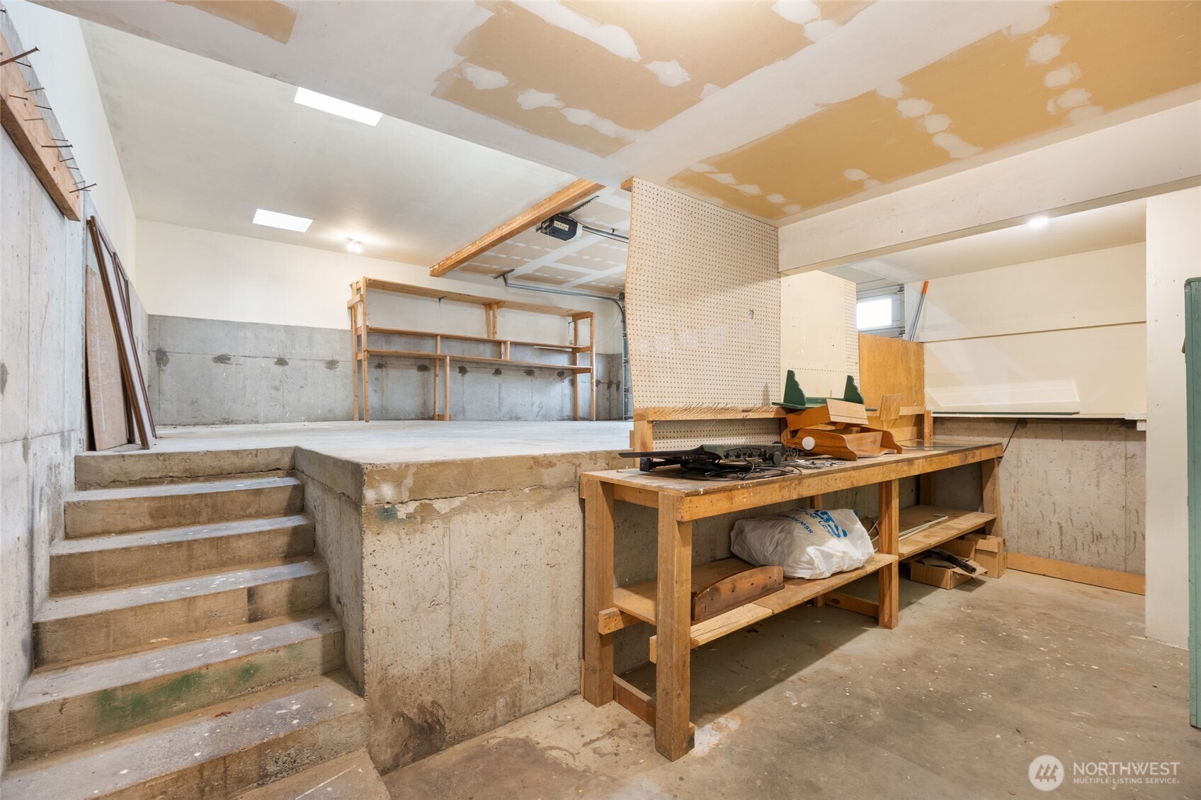 18850 Stratford Road NE