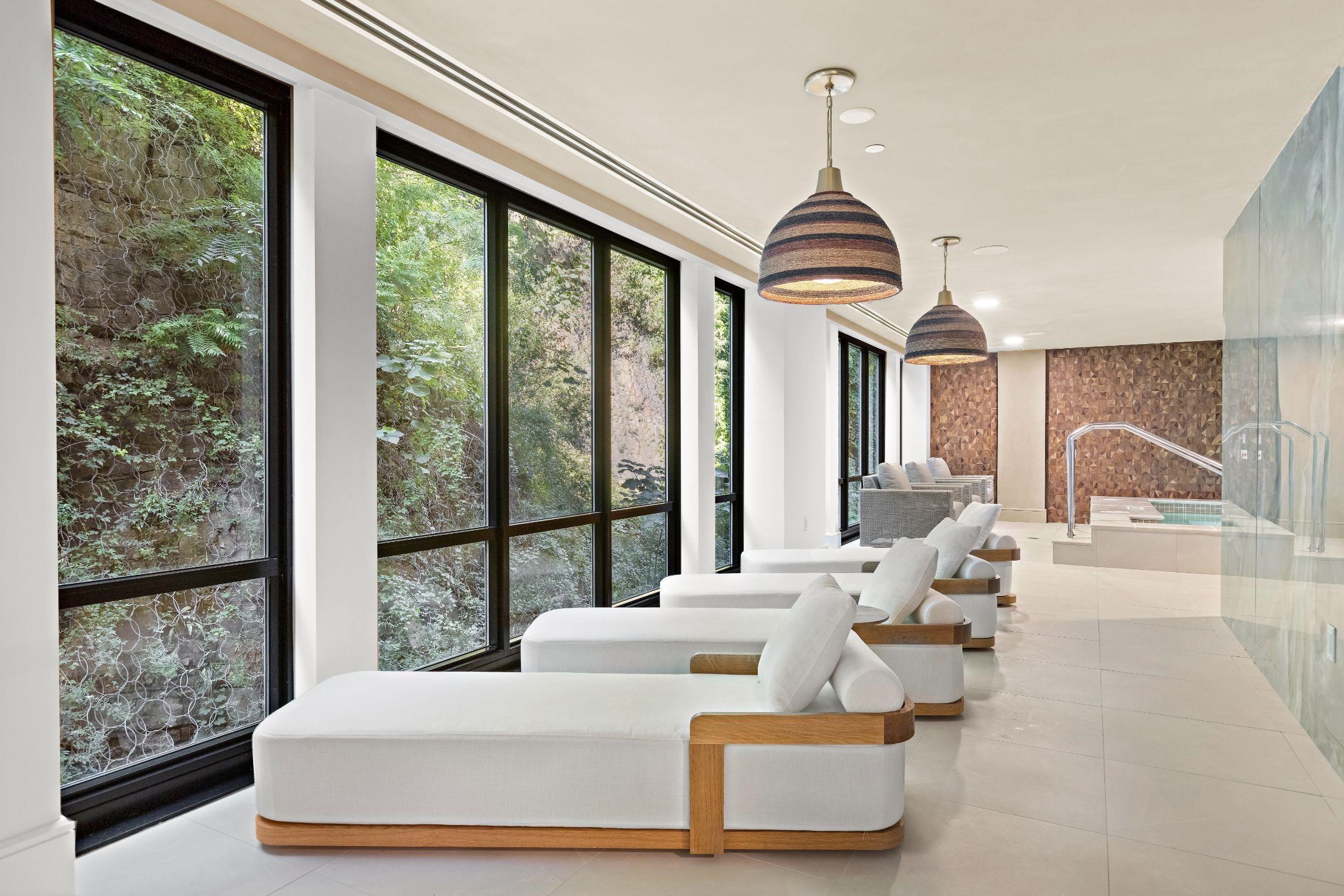 8701 CHURCHILL RD Unit 801