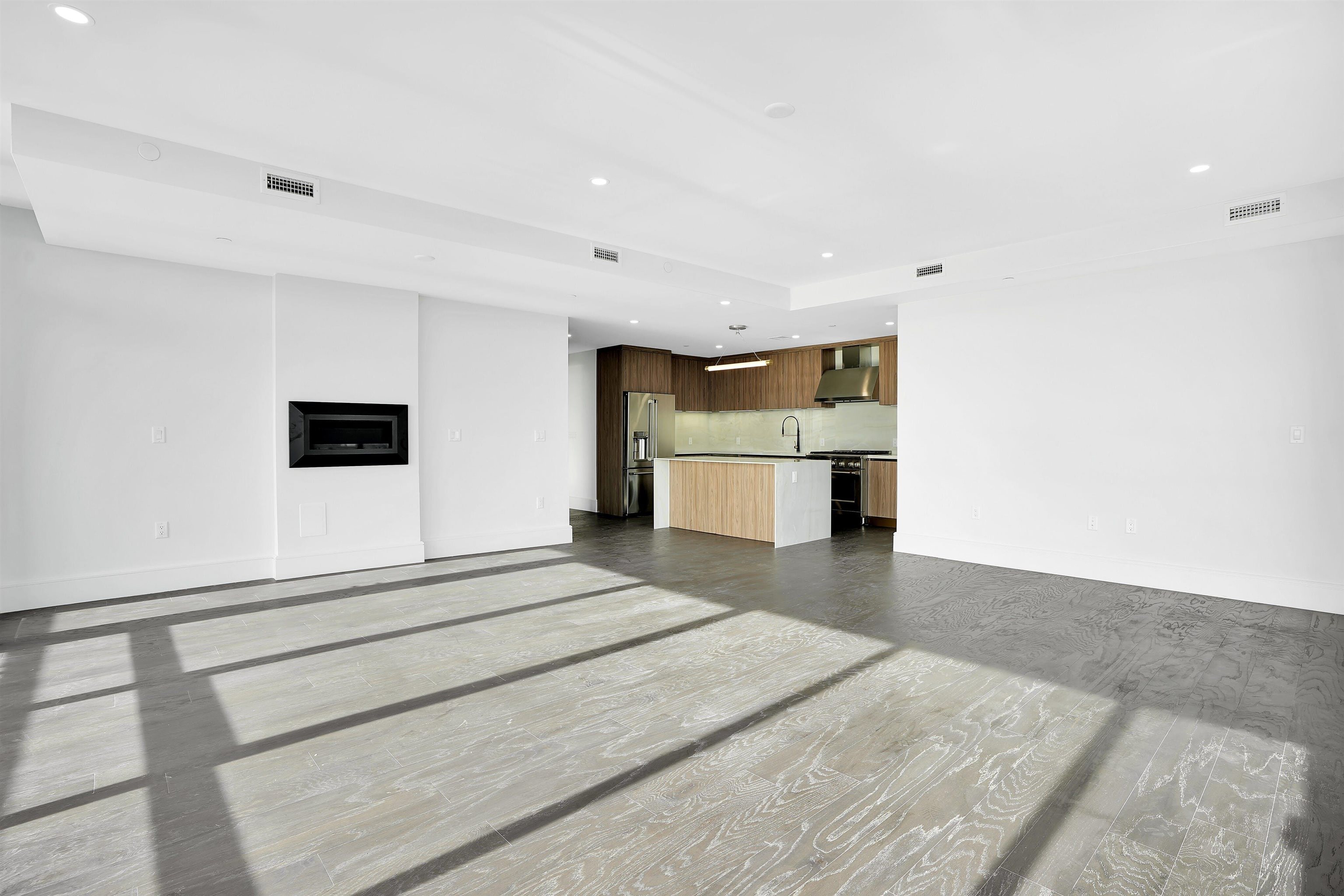 8701 CHURCHILL RD Unit 801