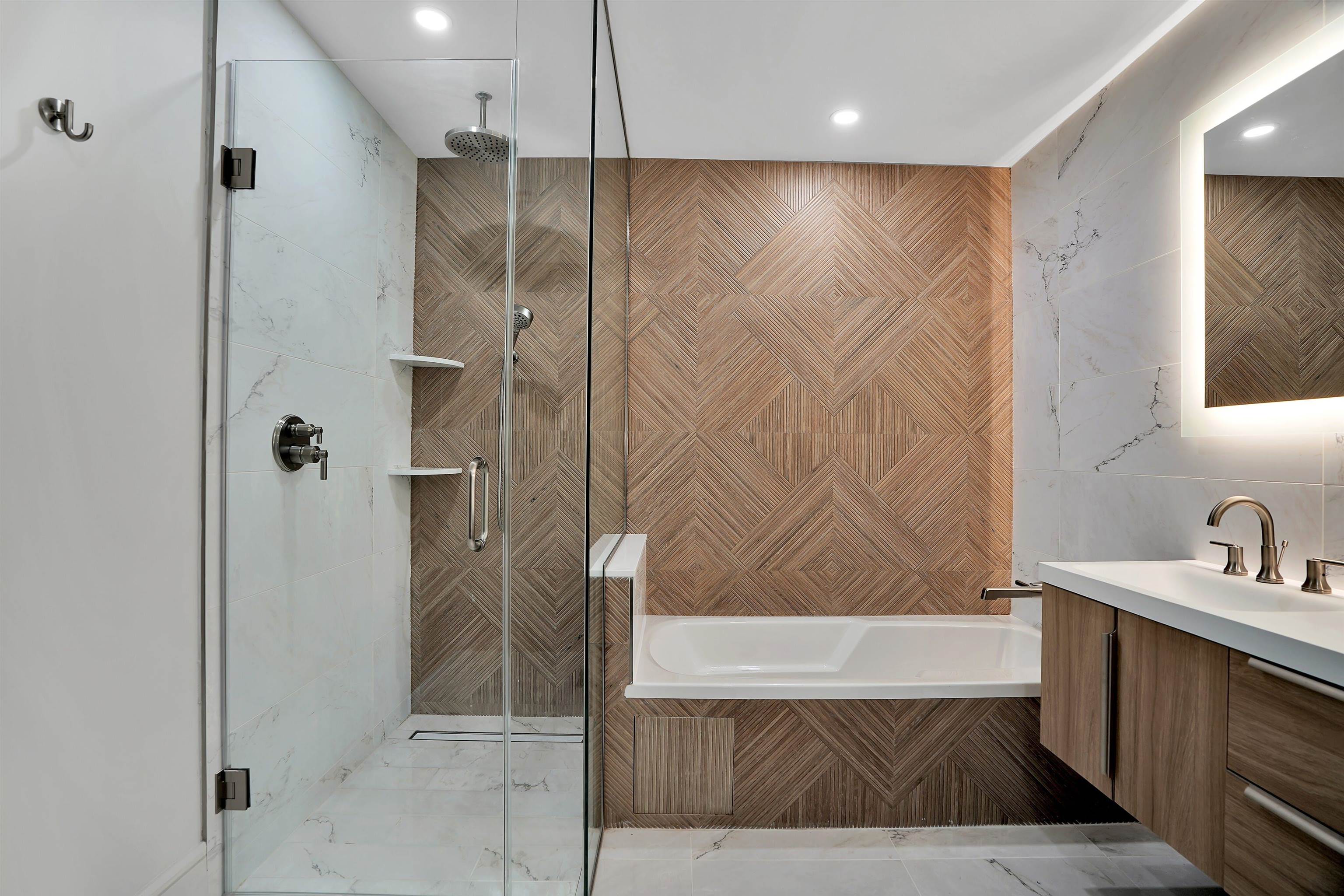 8701 CHURCHILL RD Unit 801