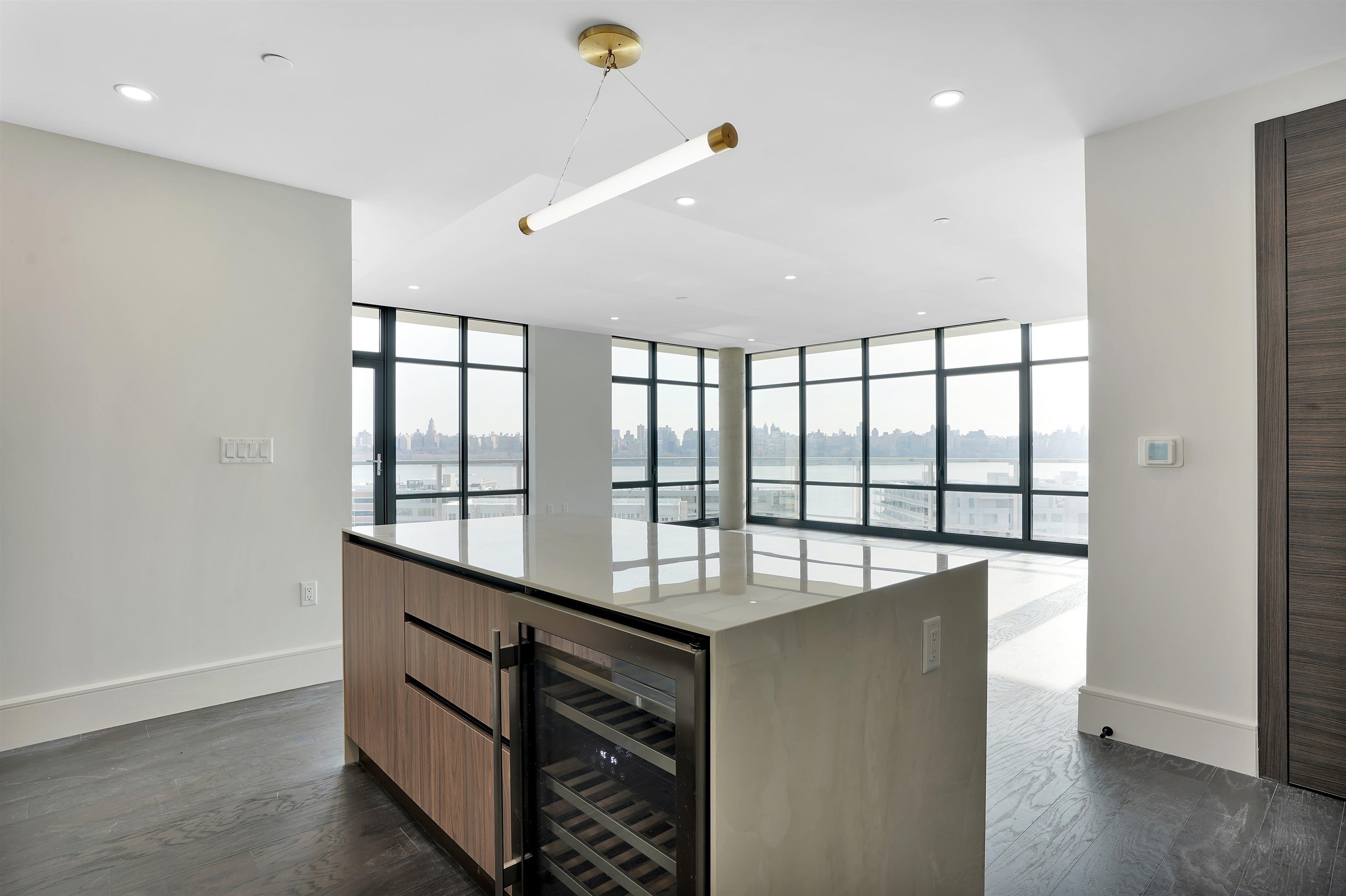 8701 CHURCHILL RD Unit 801