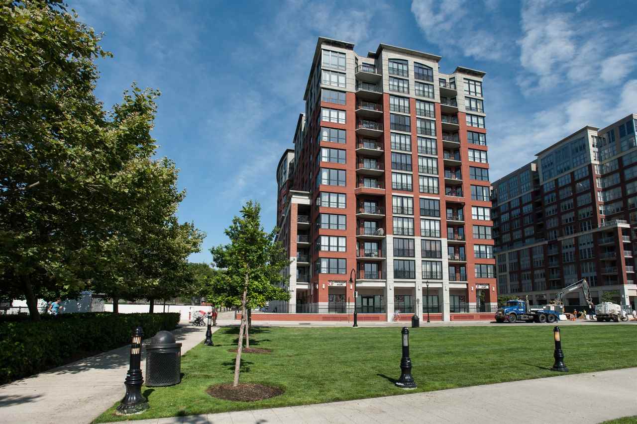 1125 MAXWELL LANE Unit 302