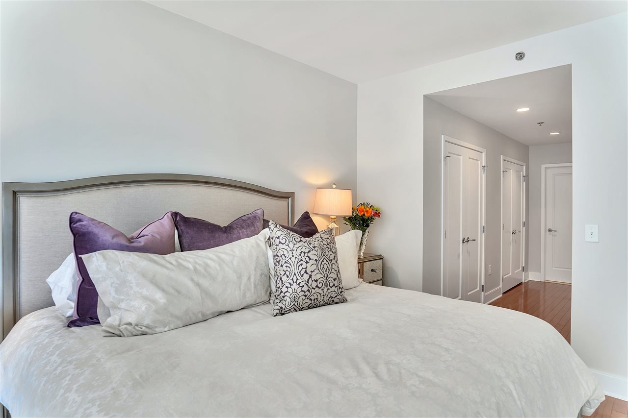 1125 MAXWELL LANE Unit 302