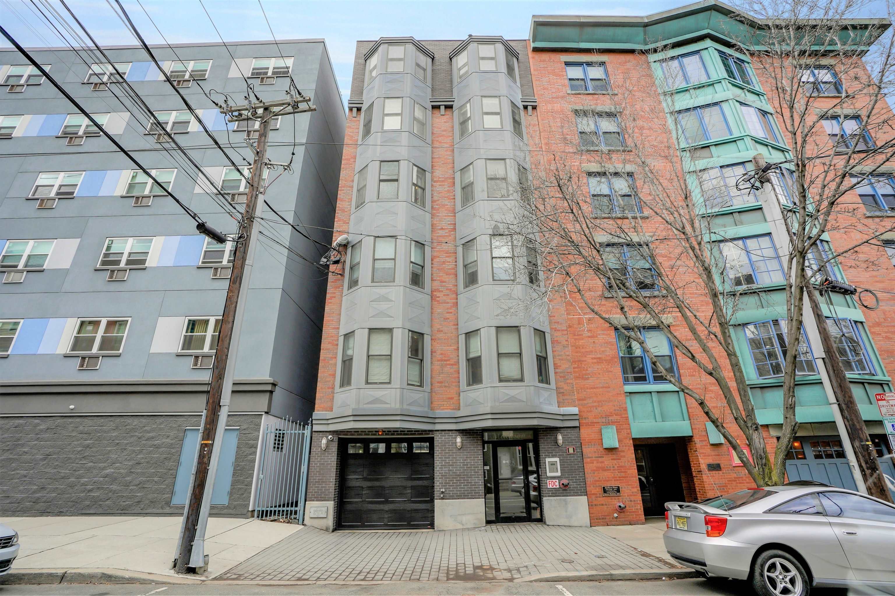 528 MADISON ST Unit 3