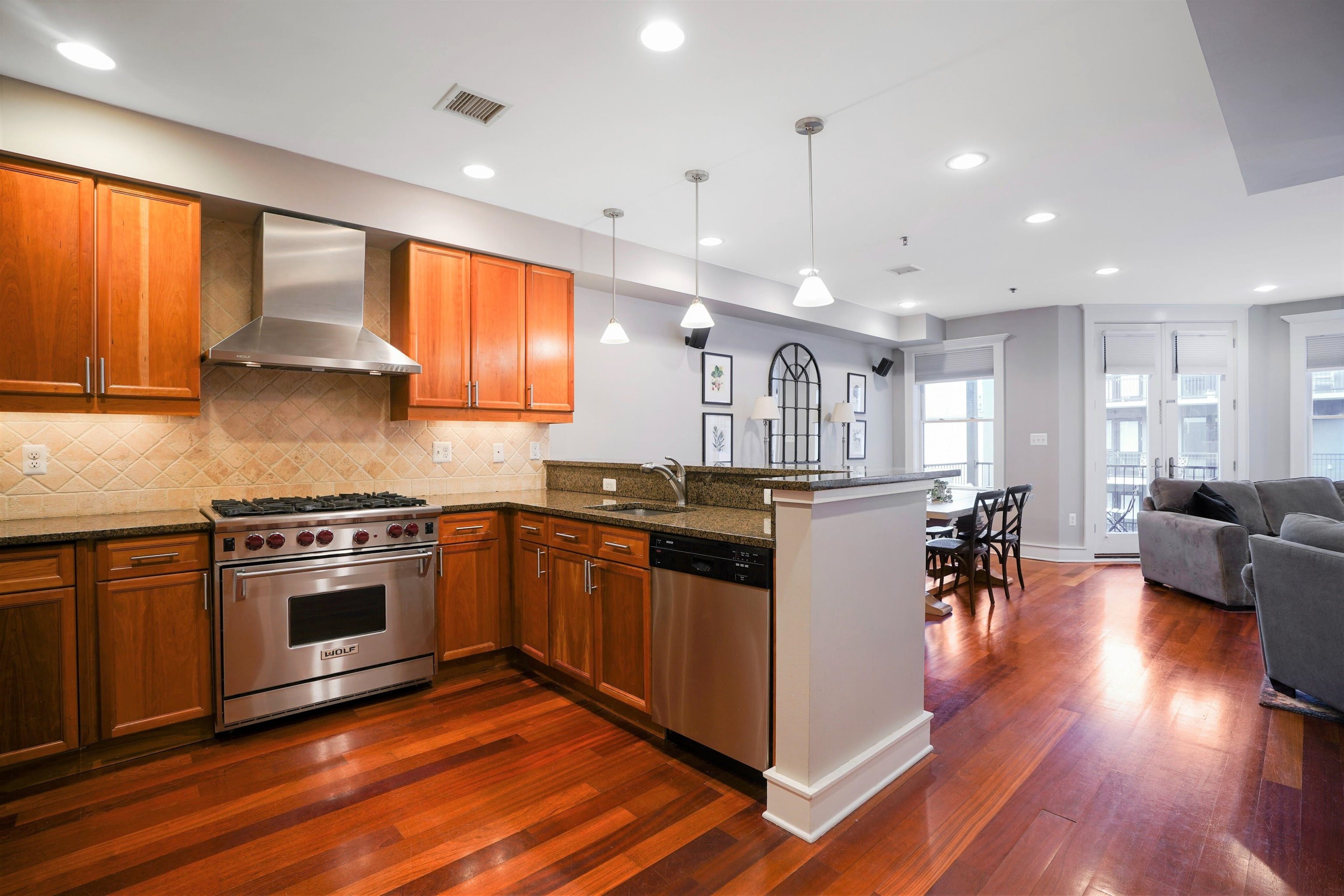 528 MADISON ST Unit 3