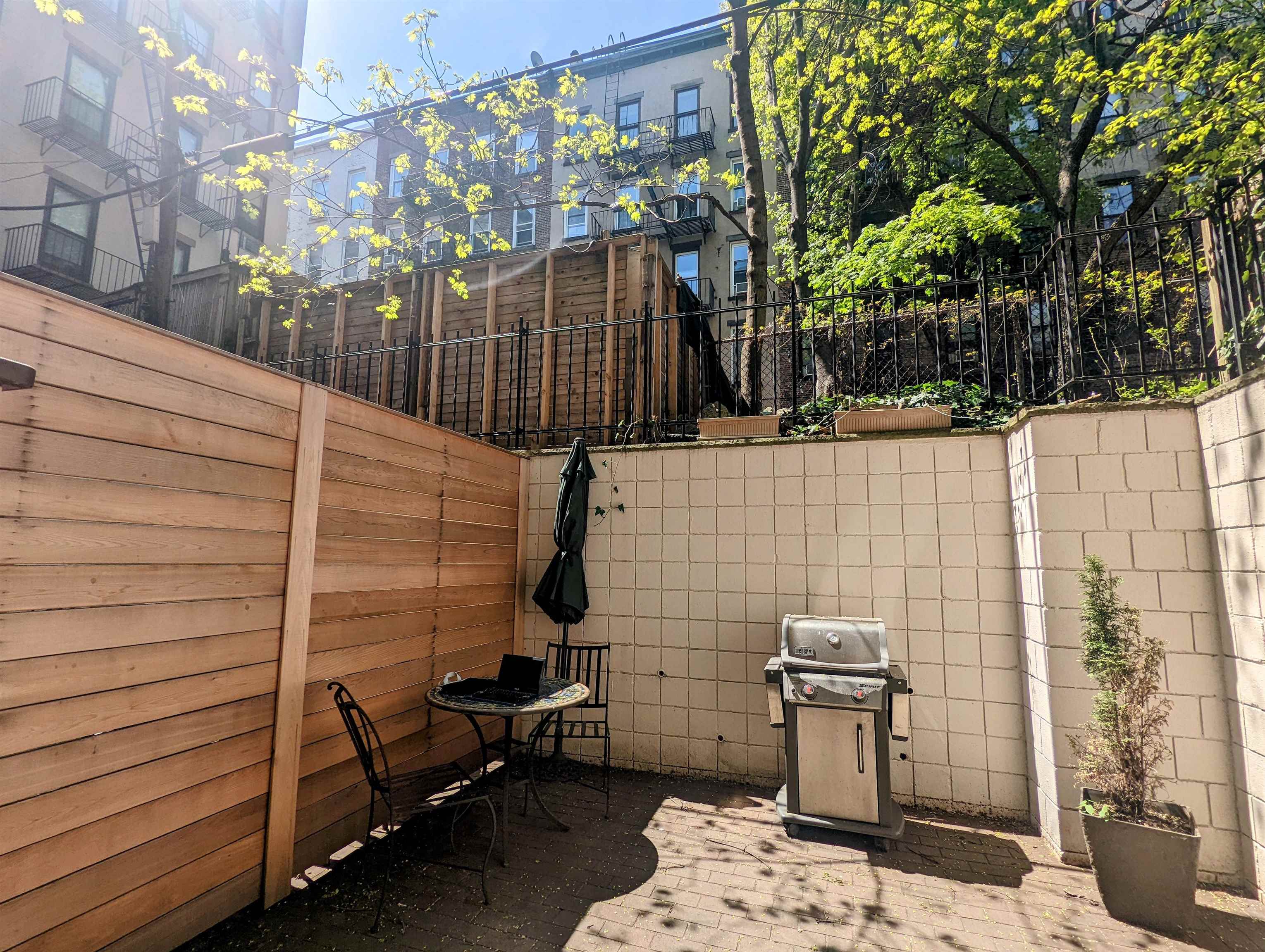 1108 HUDSON ST Unit 1B