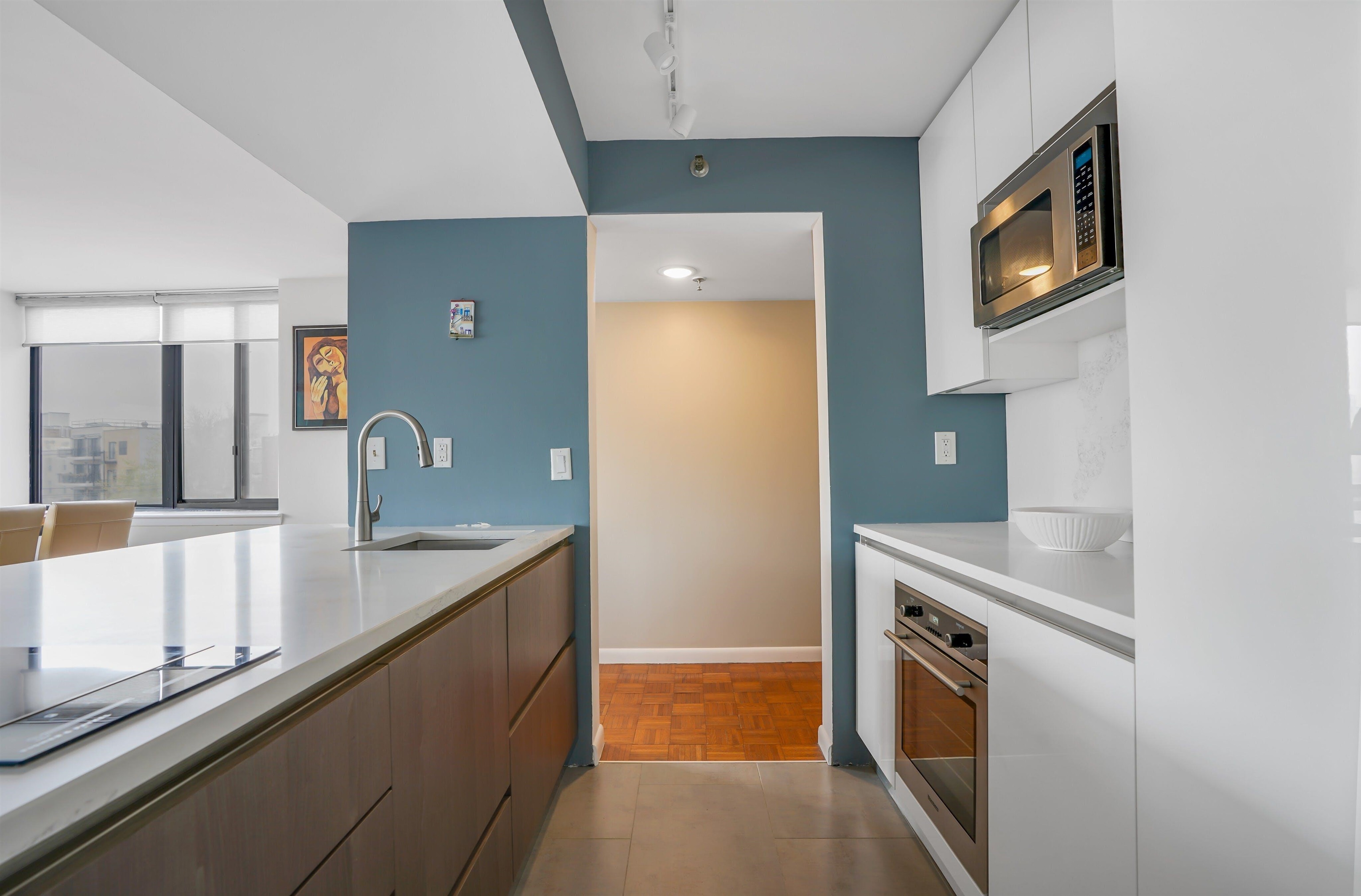 551 OBSERVER HIGHWAY Unit 4A