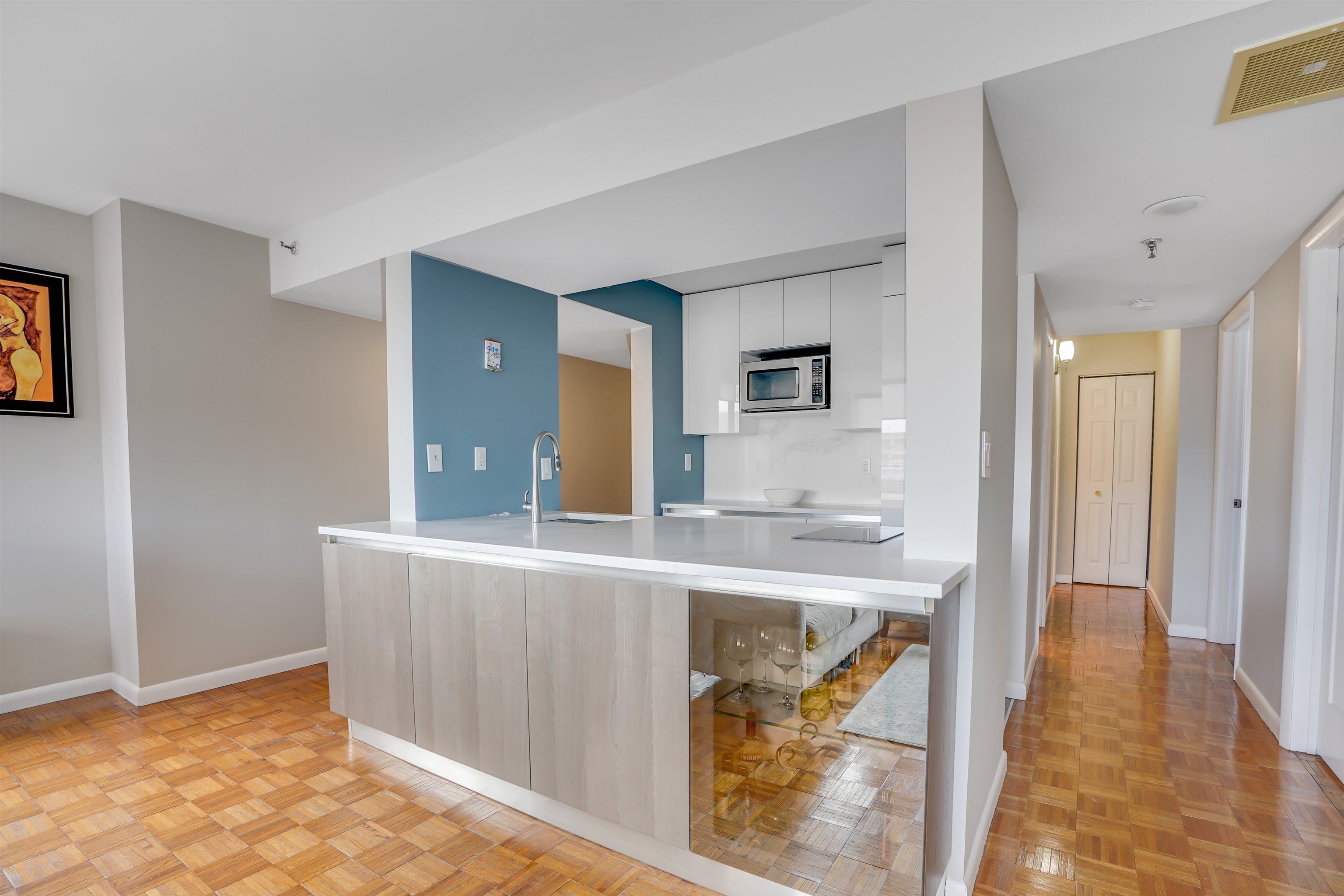 551 OBSERVER HIGHWAY Unit 4A