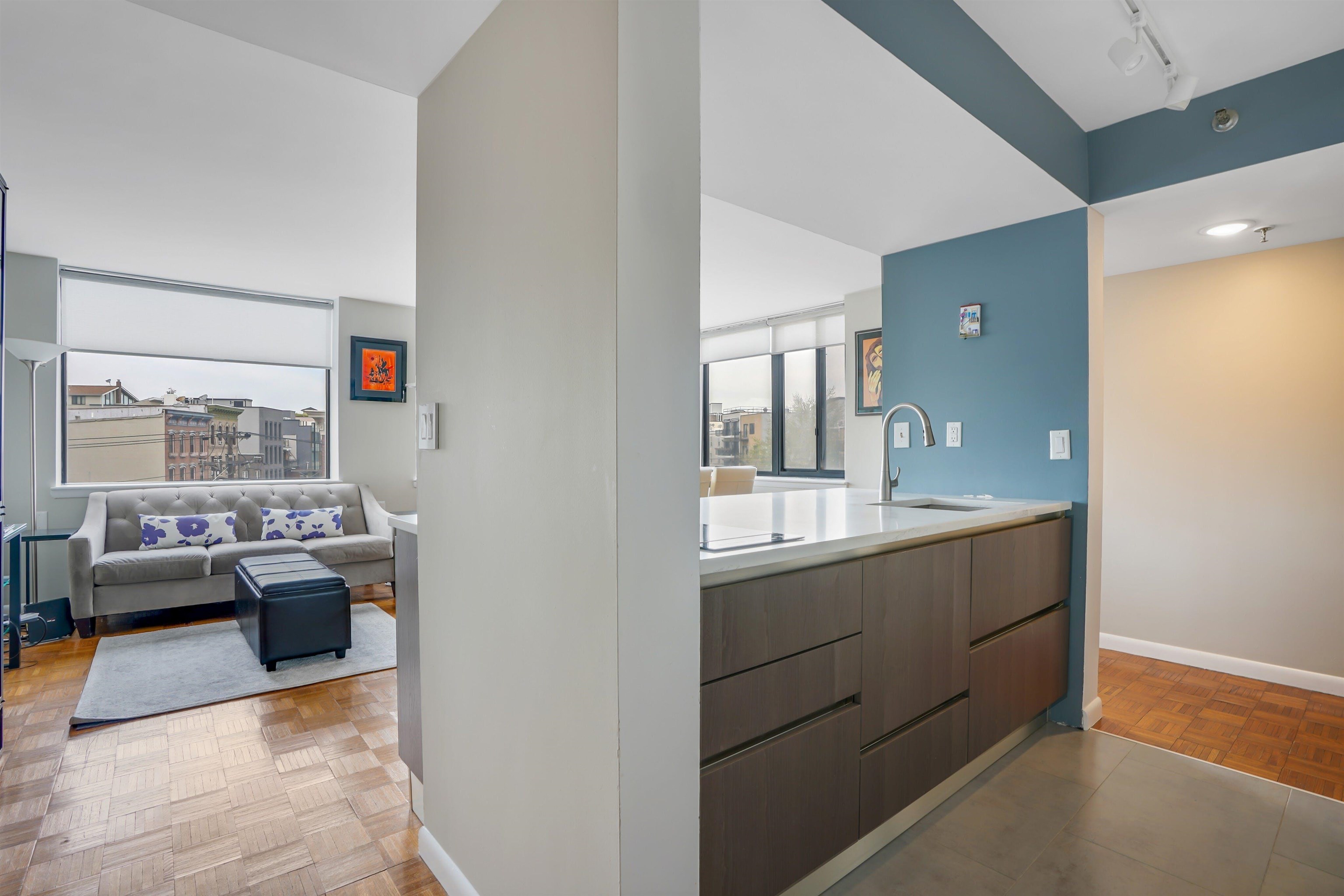 551 OBSERVER HIGHWAY Unit 4A