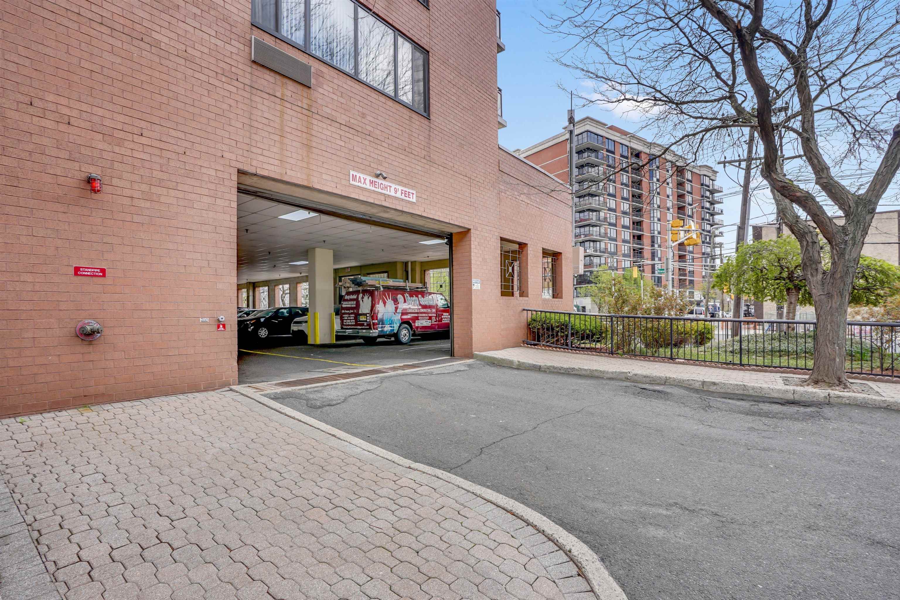 551 OBSERVER HIGHWAY Unit 4A