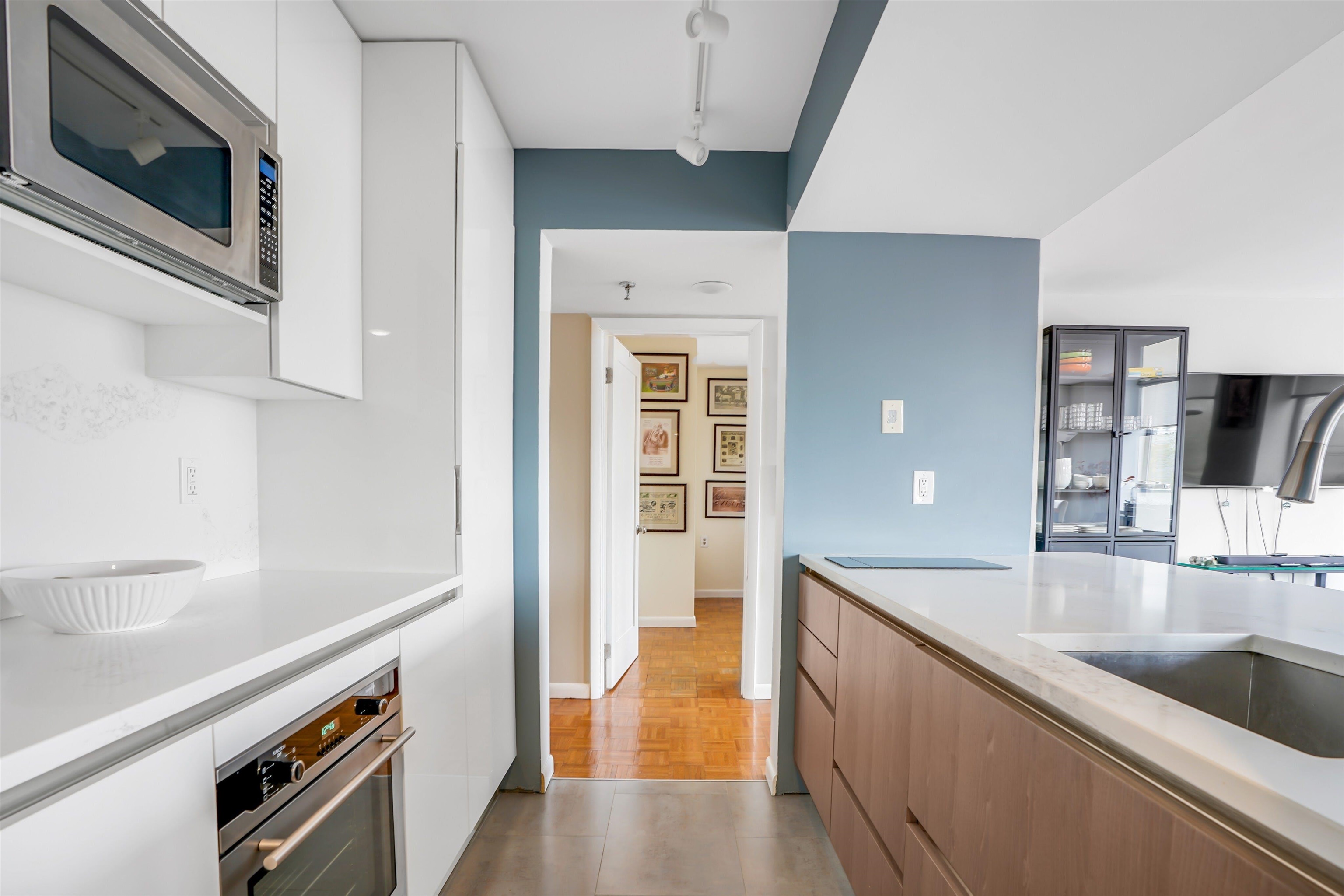 551 OBSERVER HIGHWAY Unit 4A