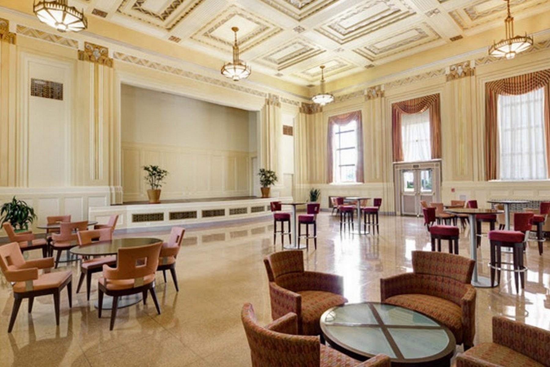 4 BEACON WAY Unit 400