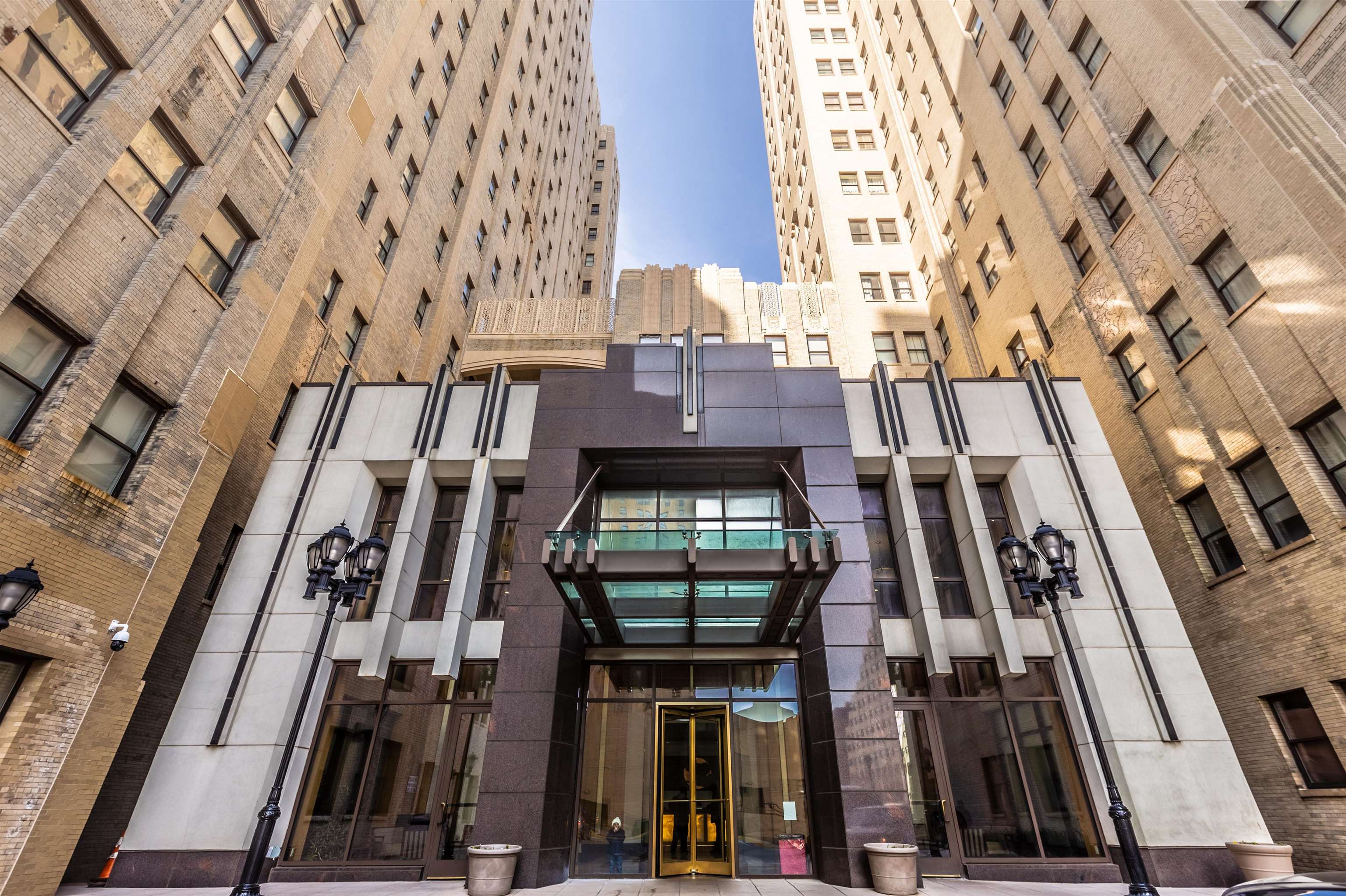 4 BEACON WAY Unit 400