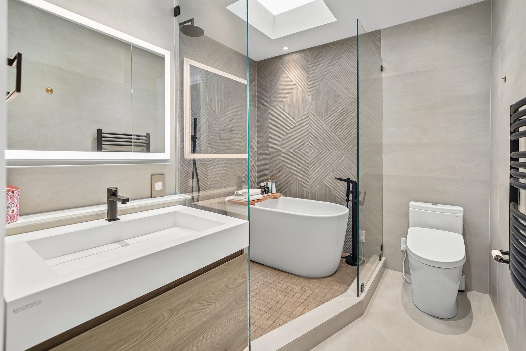 1315 WASHINGTON ST Unit: PHS