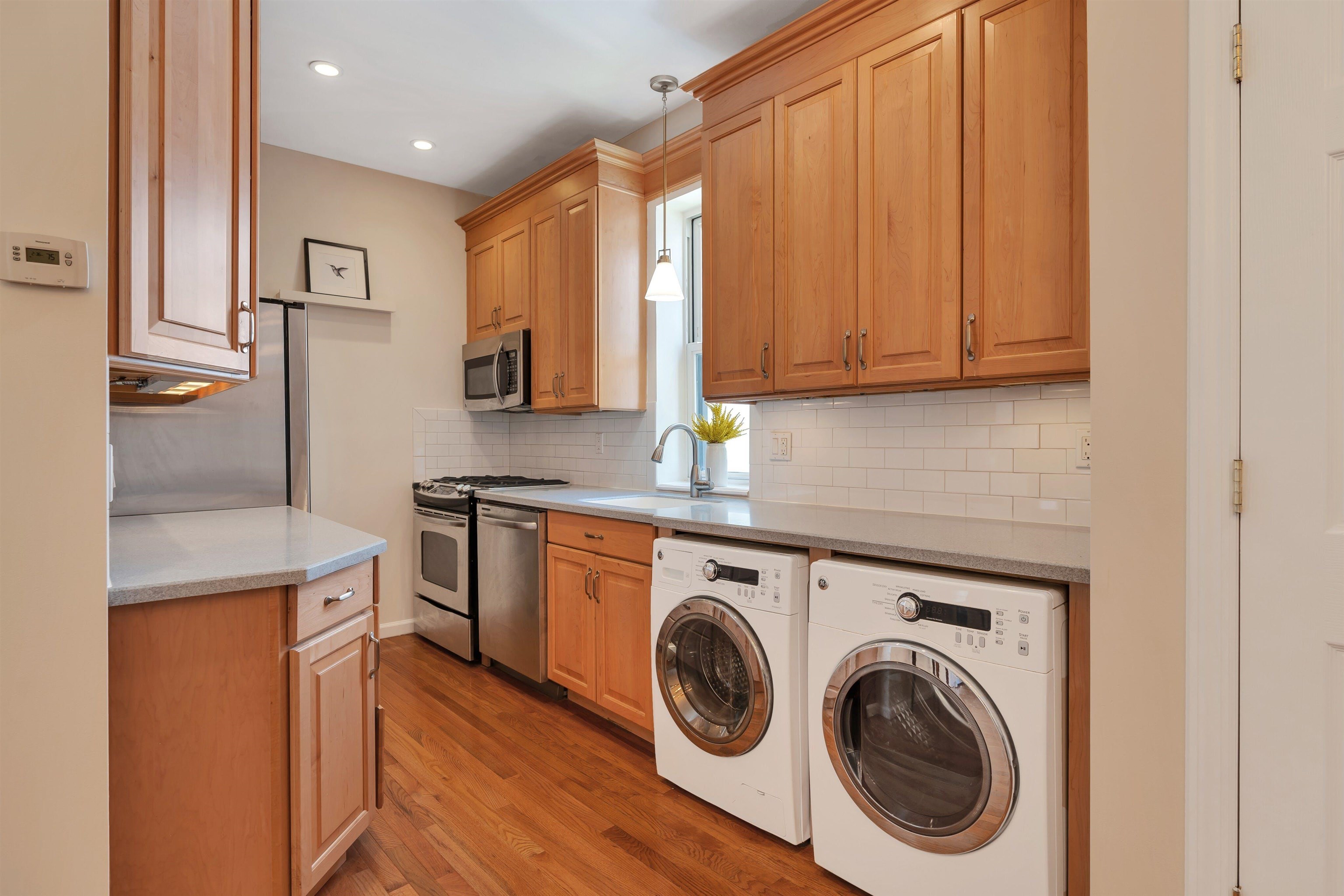 159 NEWARK ST Unit 3D