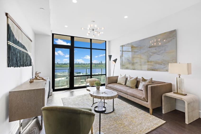 8701 CHURCHILL RD Unit: 605