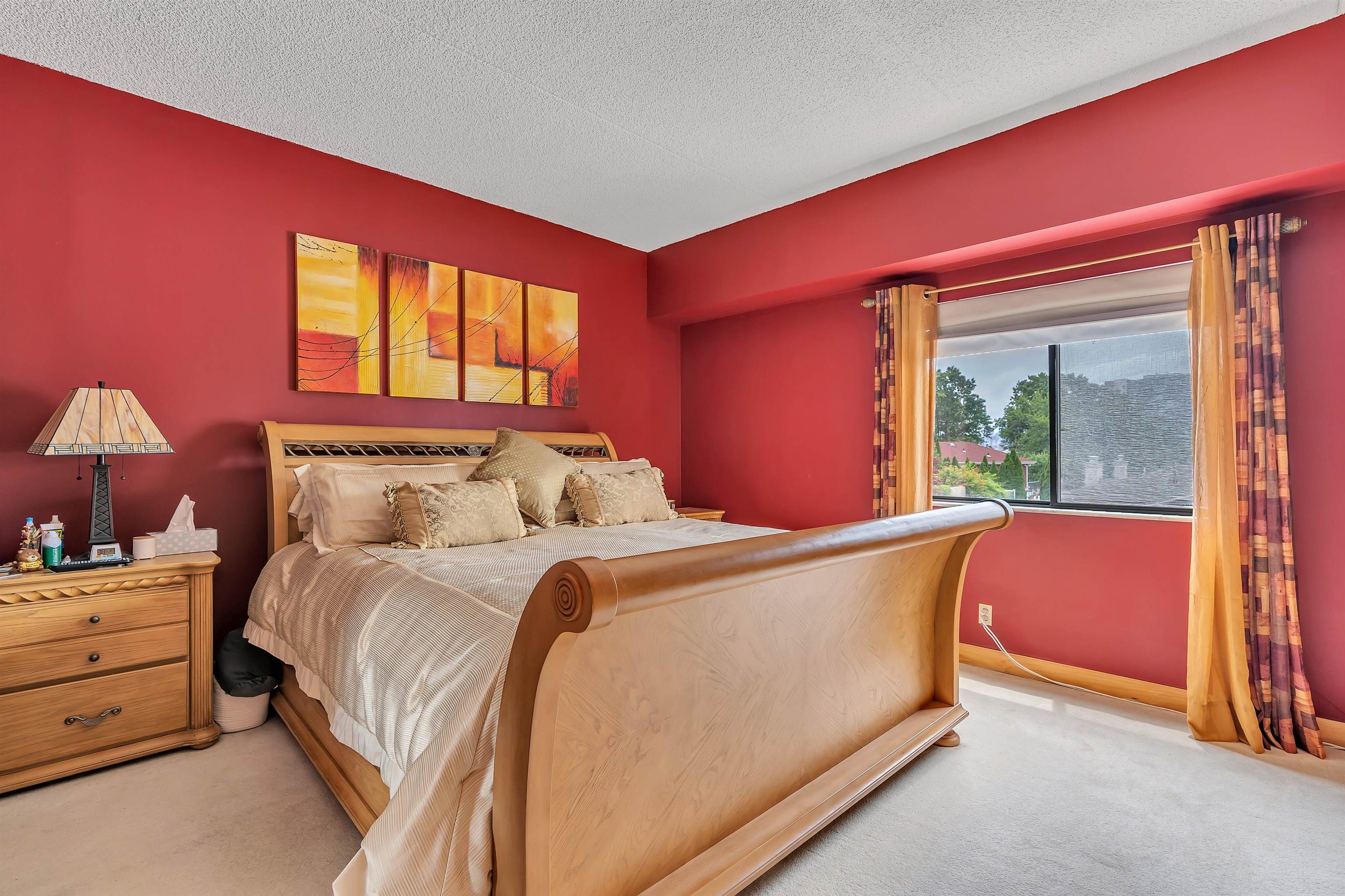 390 GORGE RD Unit 404