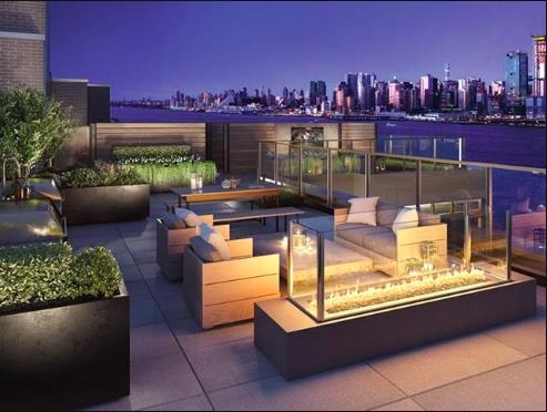 1425 HUDSON ST Unit: 4F