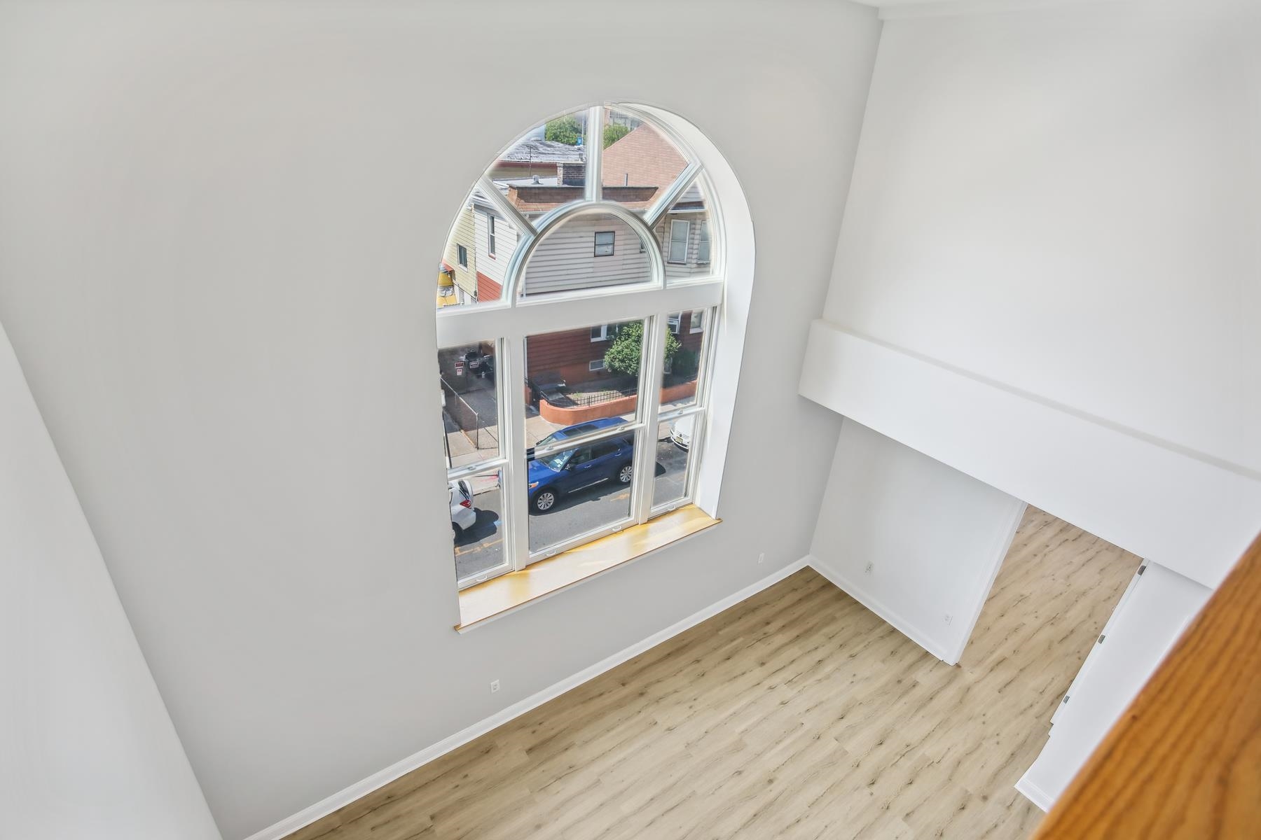 769 MONTGOMERY ST Unit: 218