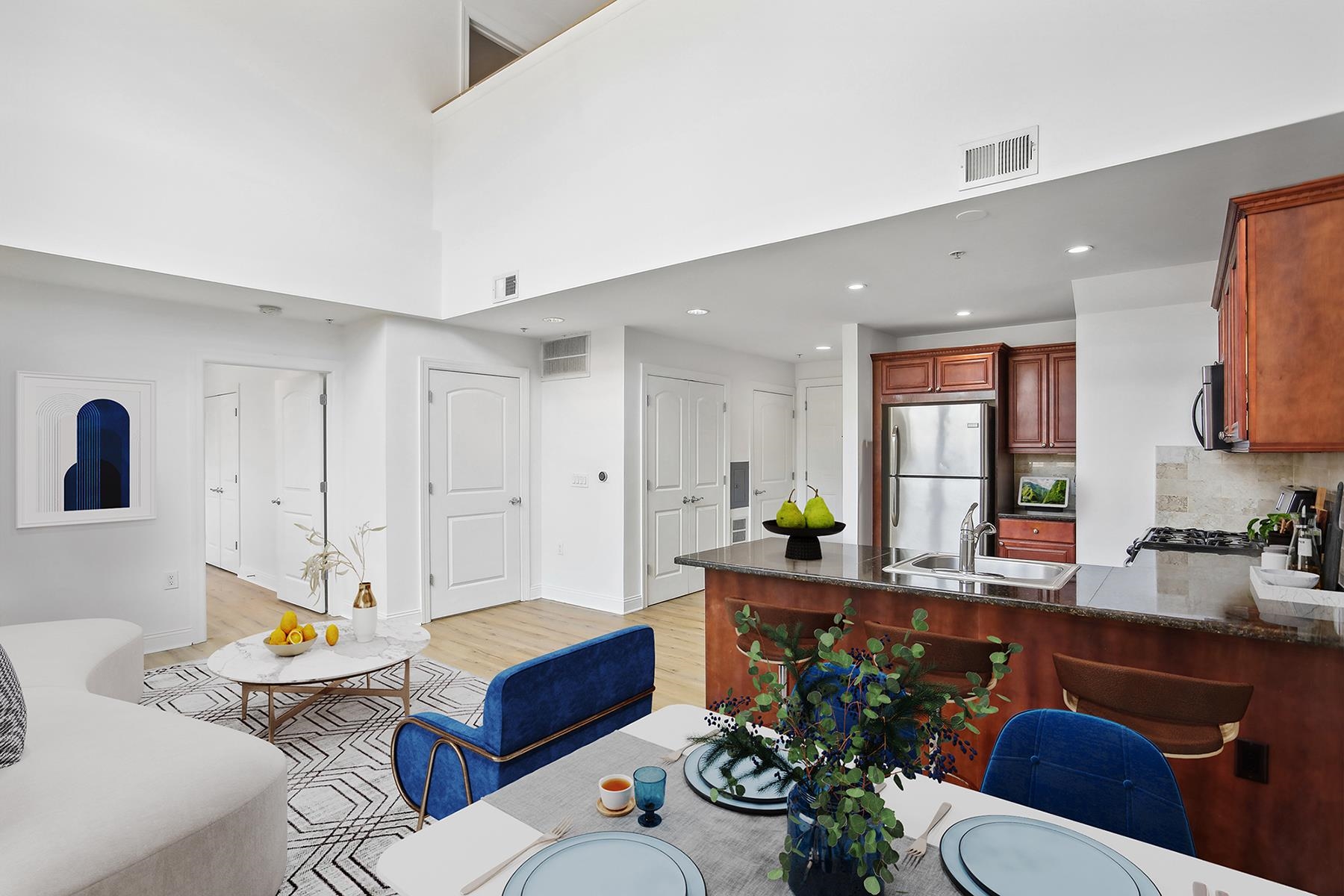 769 MONTGOMERY ST Unit: 218