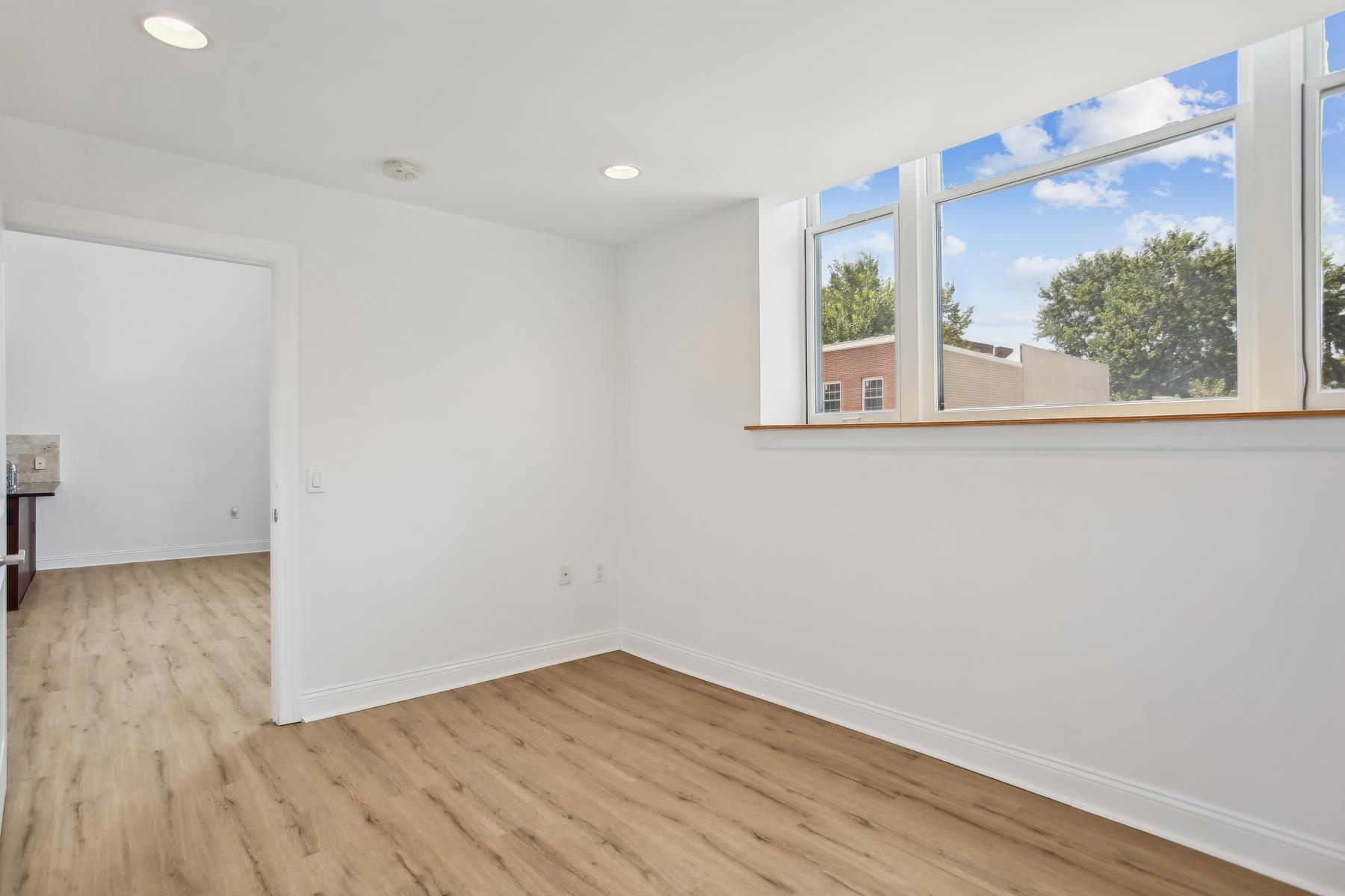 769 MONTGOMERY ST Unit: 218