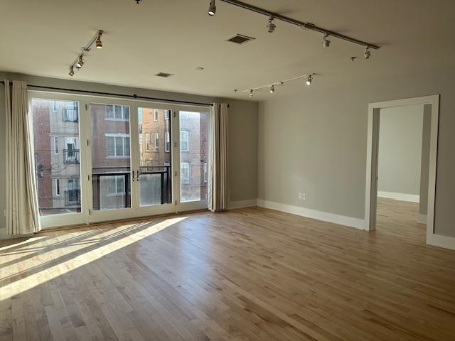 604 GRAND ST Unit: 3