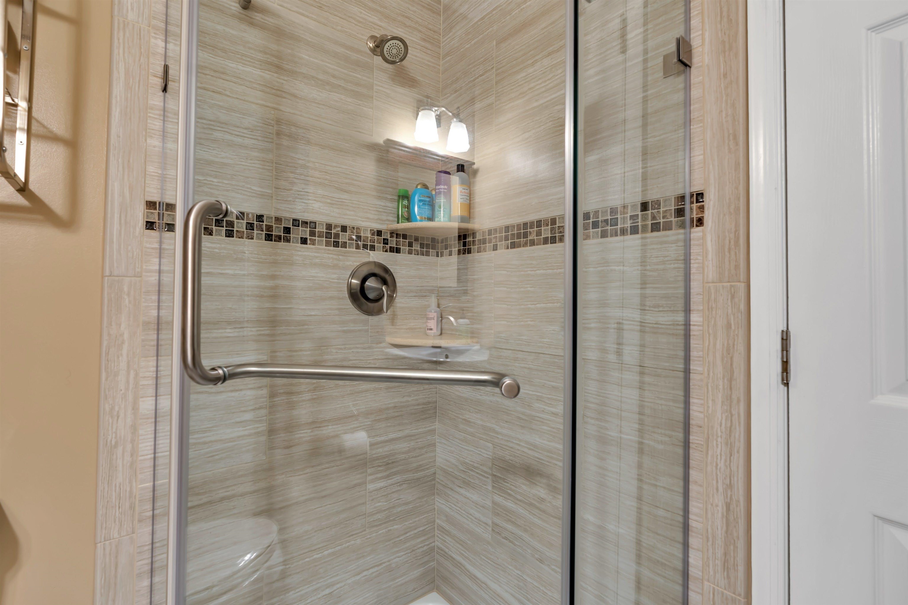 125 MONROE ST Unit: 1