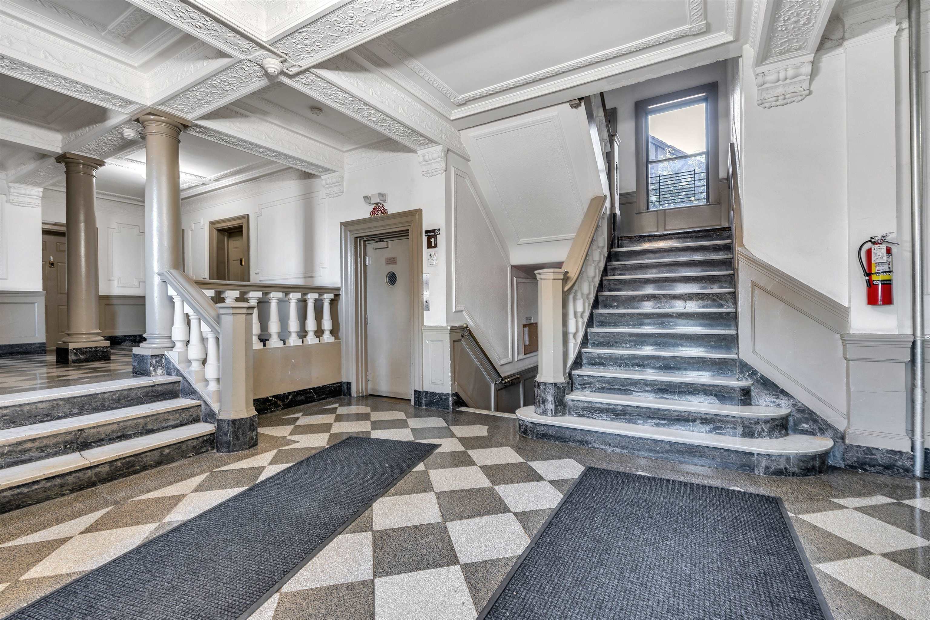 883 BLVD EAST Unit 2D