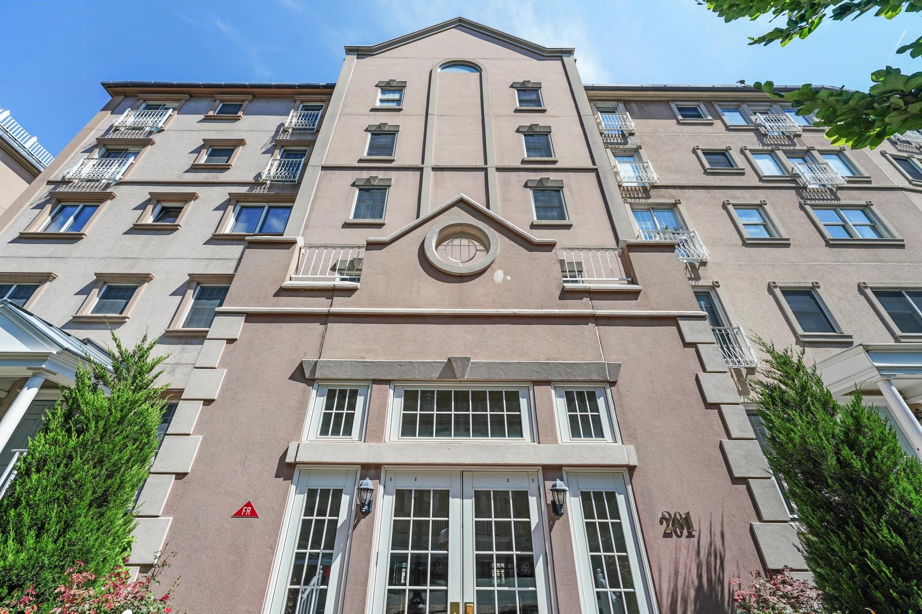 201 SHEARWATER CT WEST Unit: 51