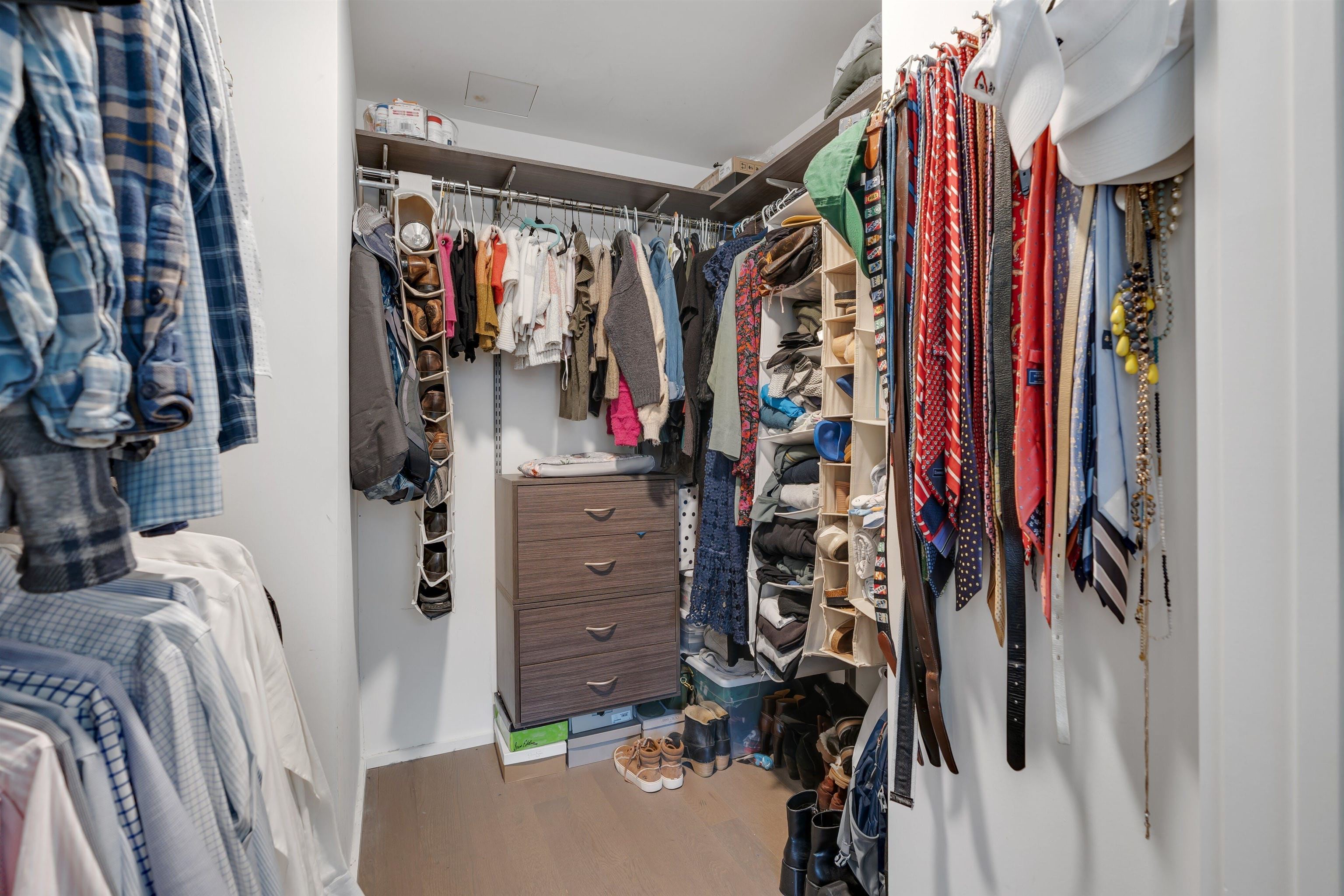 1425 HUDSON ST Unit 7B