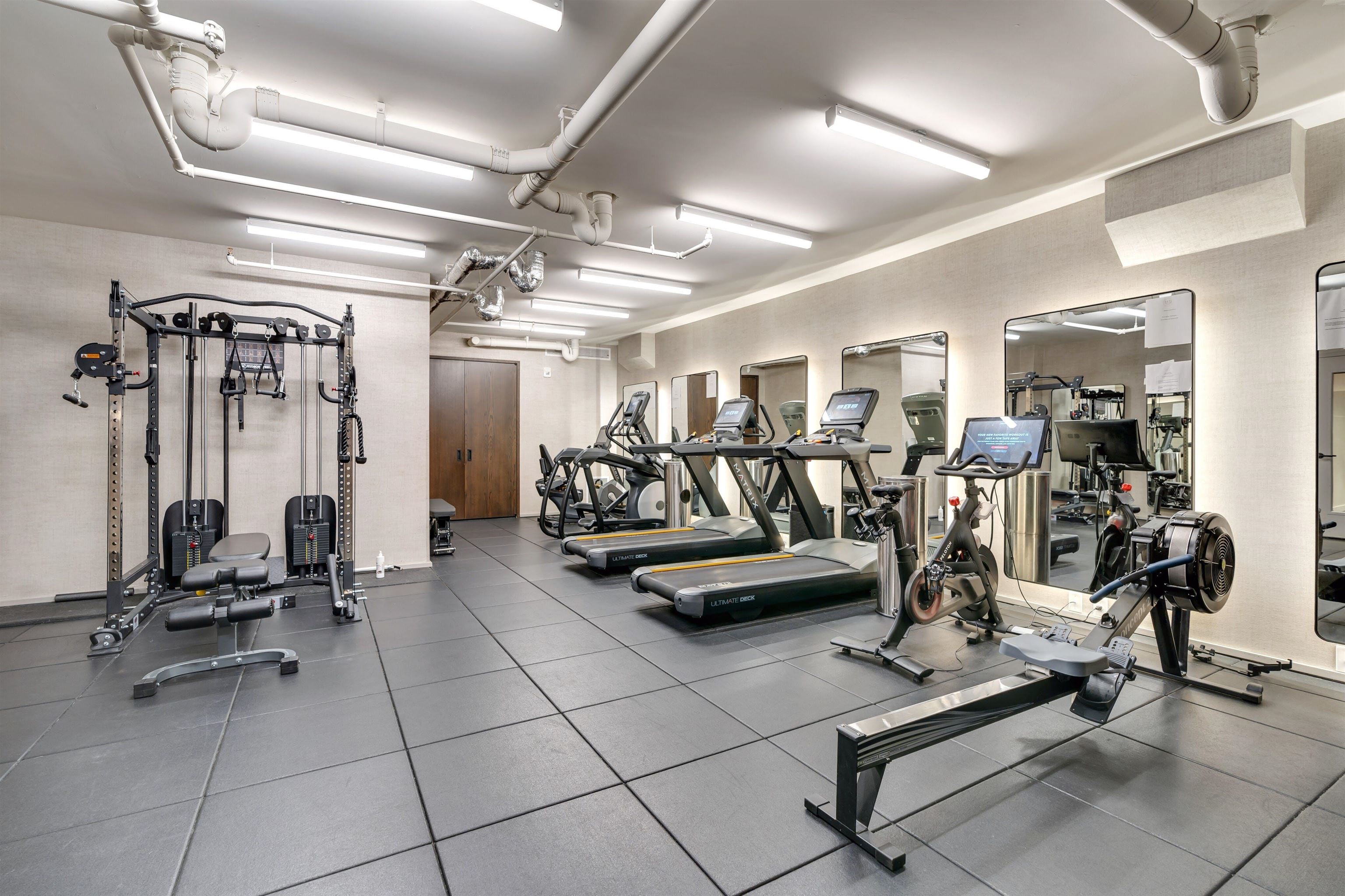 1425 HUDSON ST Unit 7B