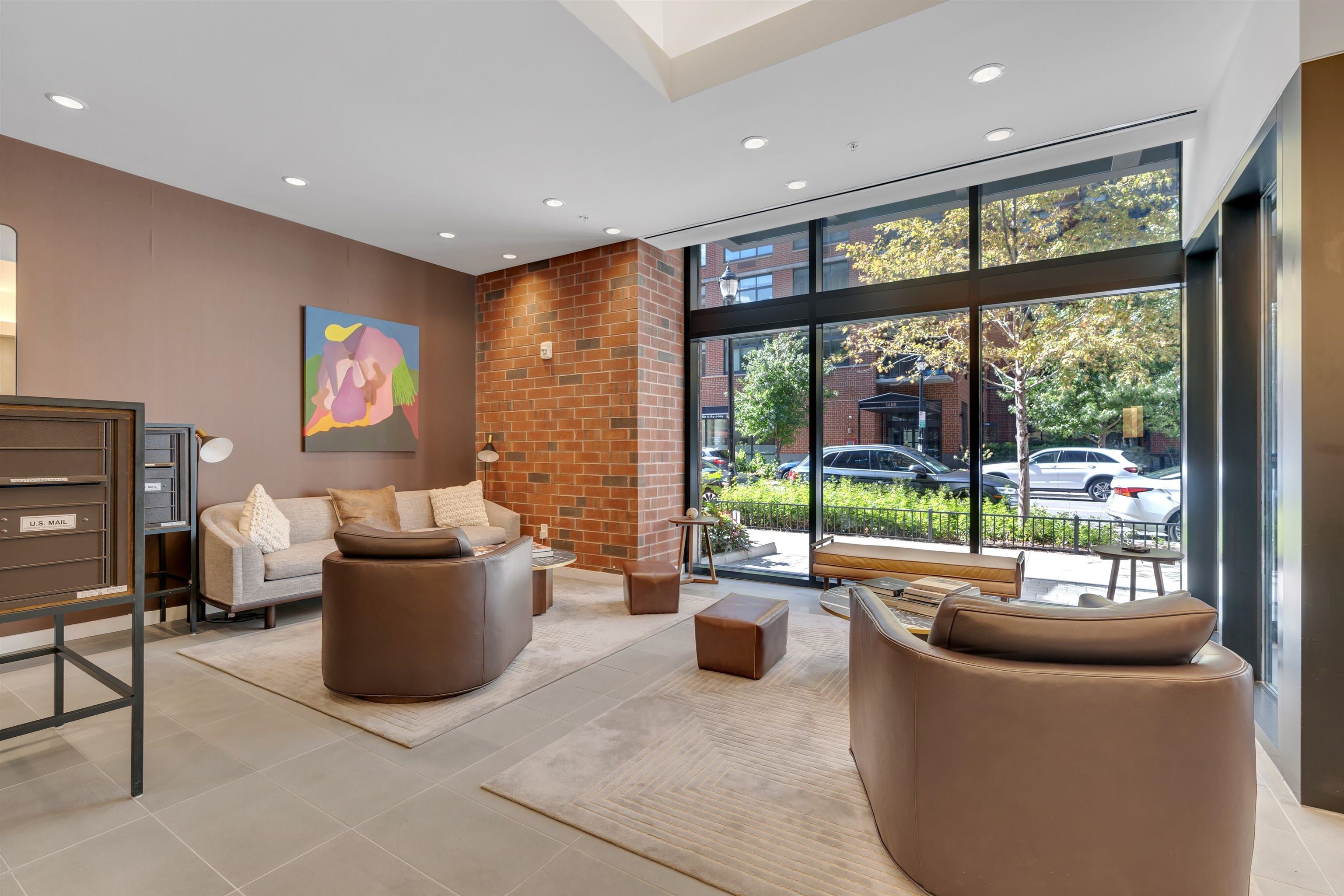 1425 HUDSON ST Unit 7B