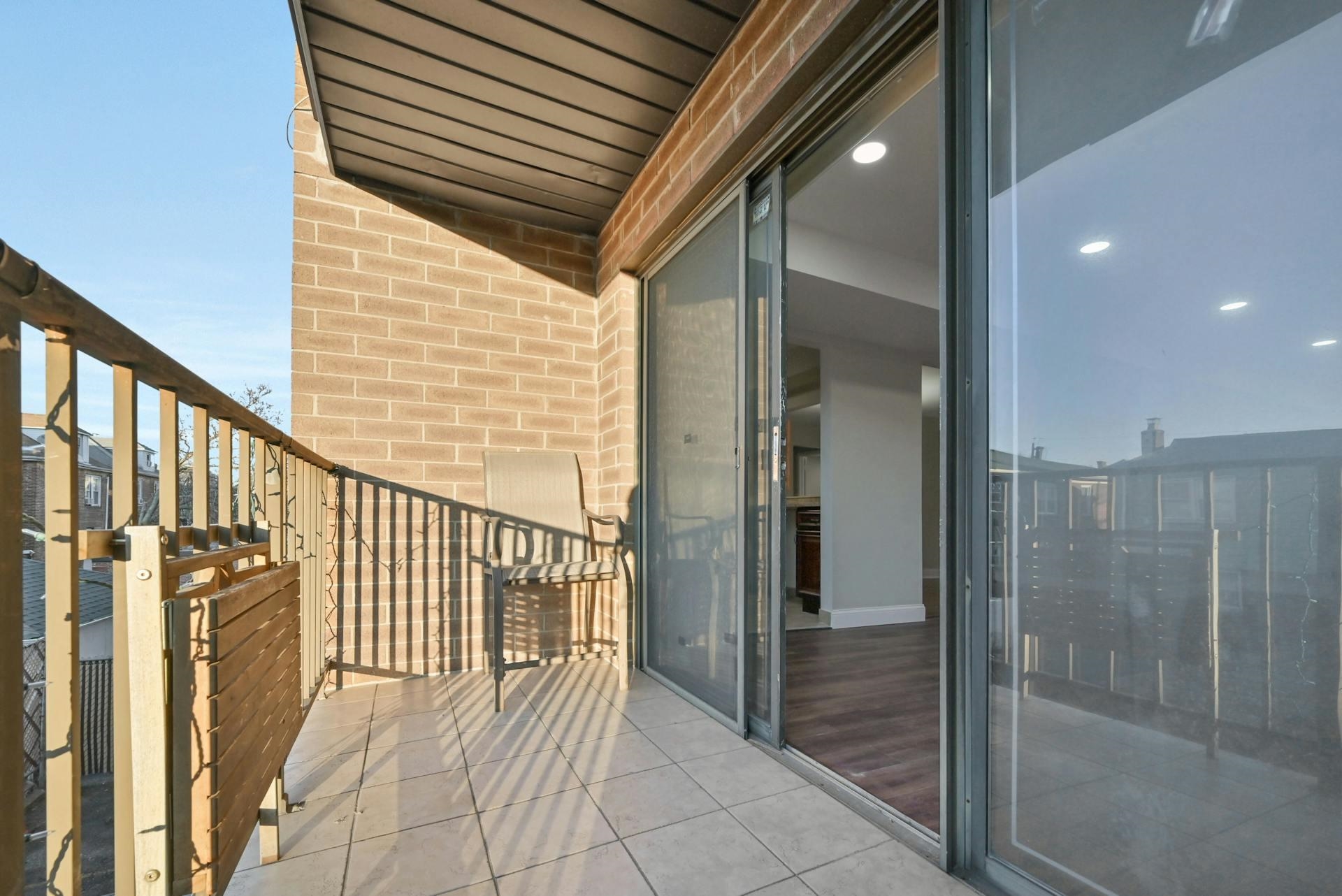 8305 BERGENLINE AVE Unit: 6