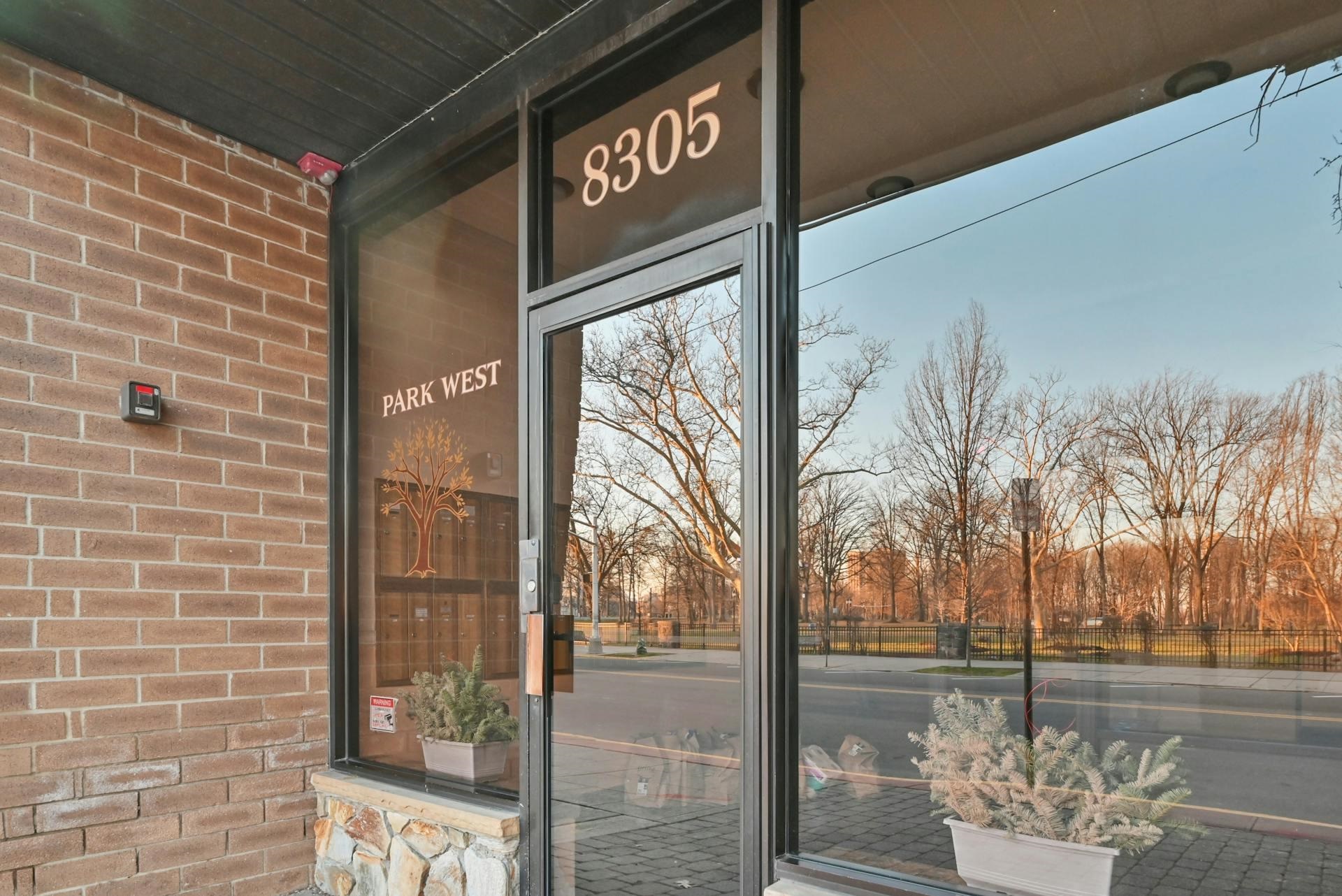 8305 BERGENLINE AVE Unit: 6