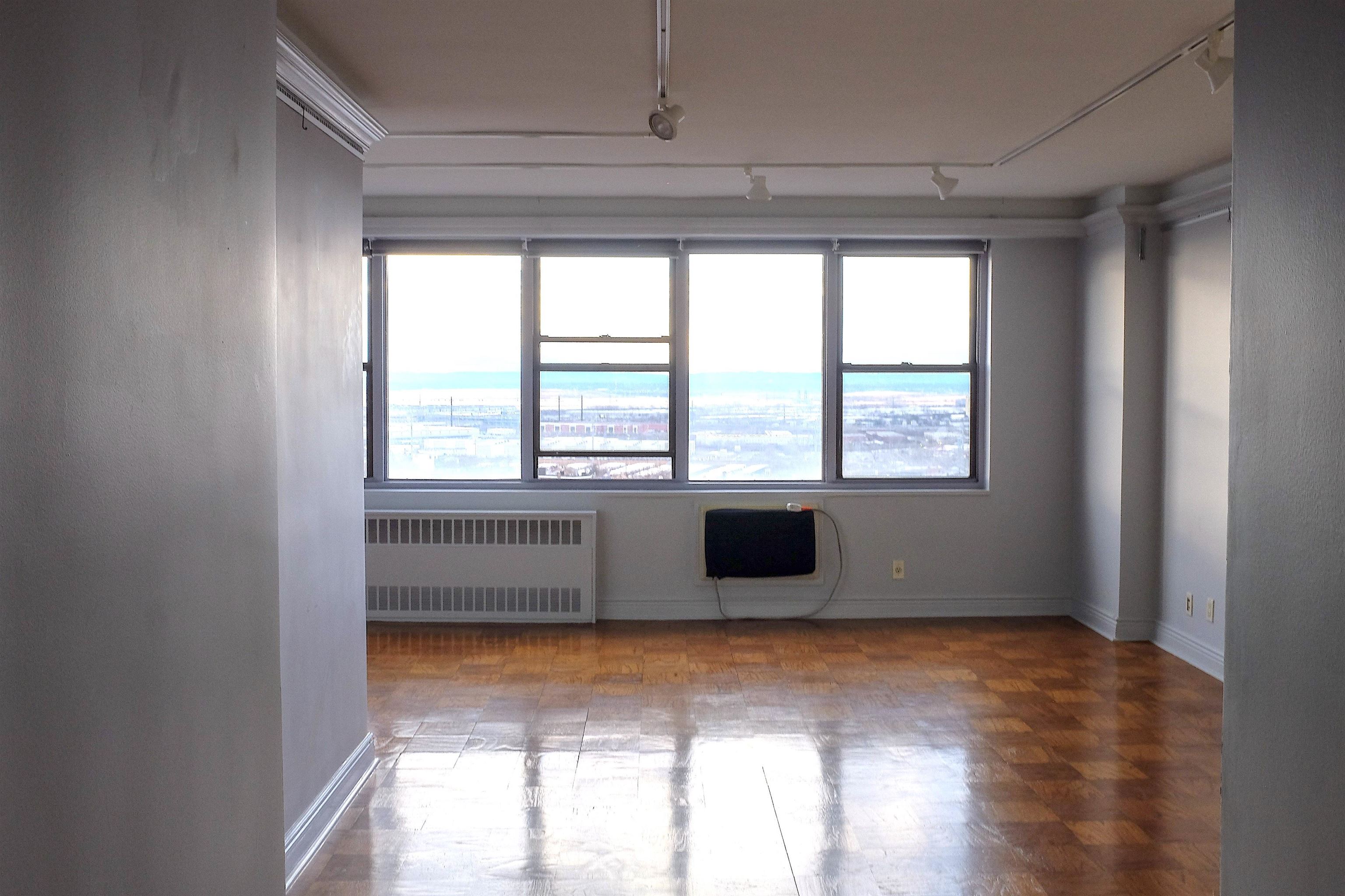 500 CENTRAL AVE Unit: 1416