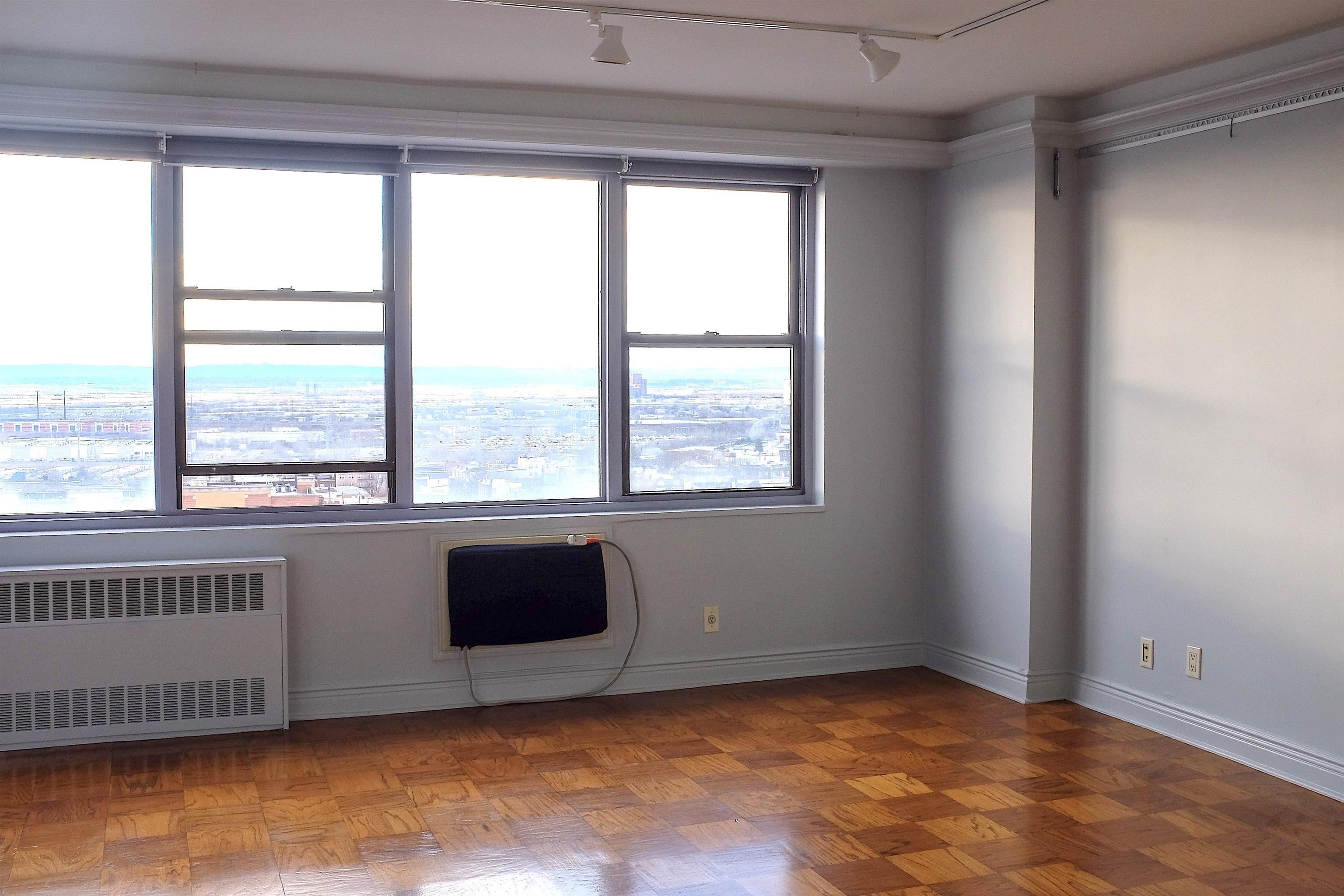 500 CENTRAL AVE Unit: 1416