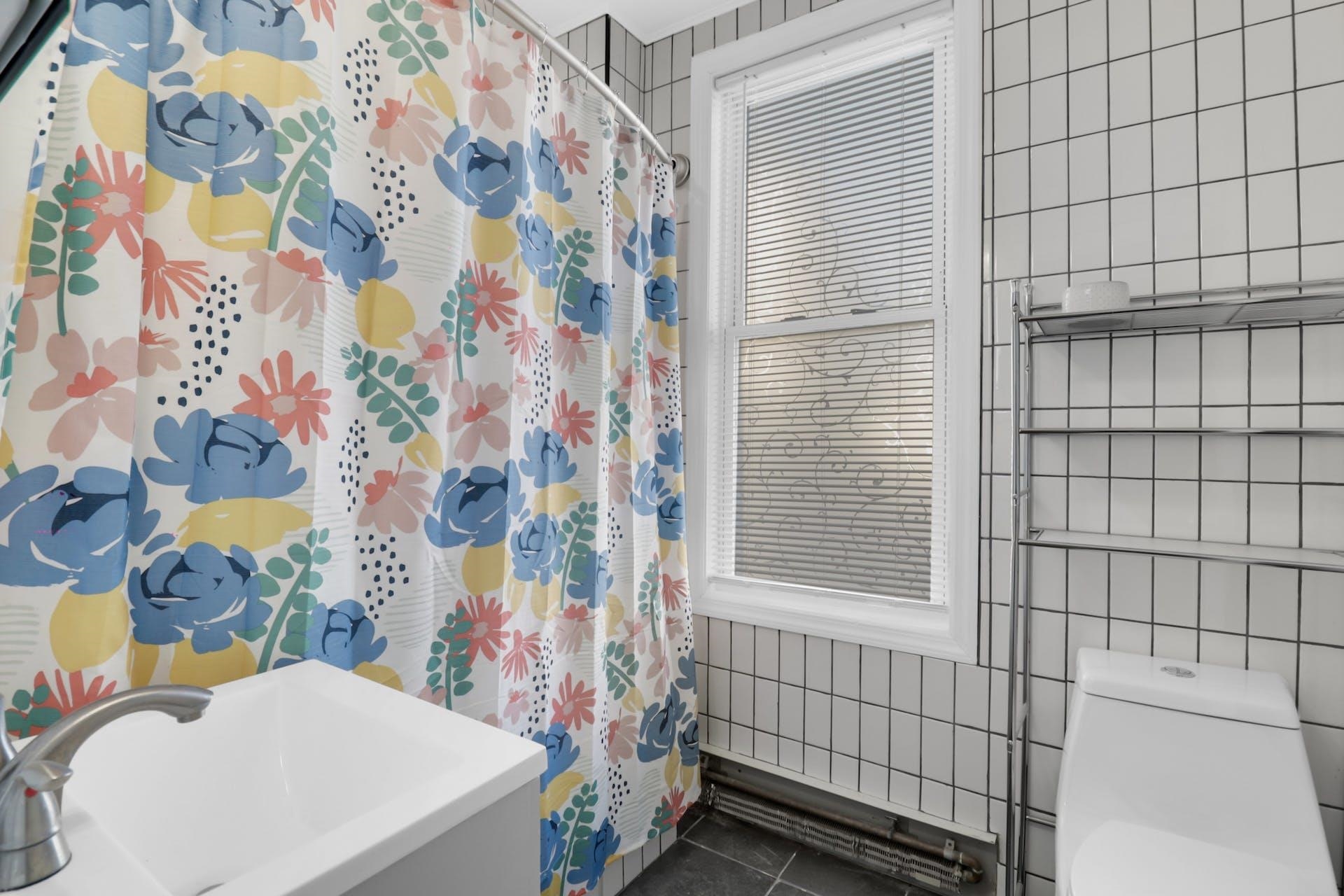 284 WATCHUNG AVE Unit: B1