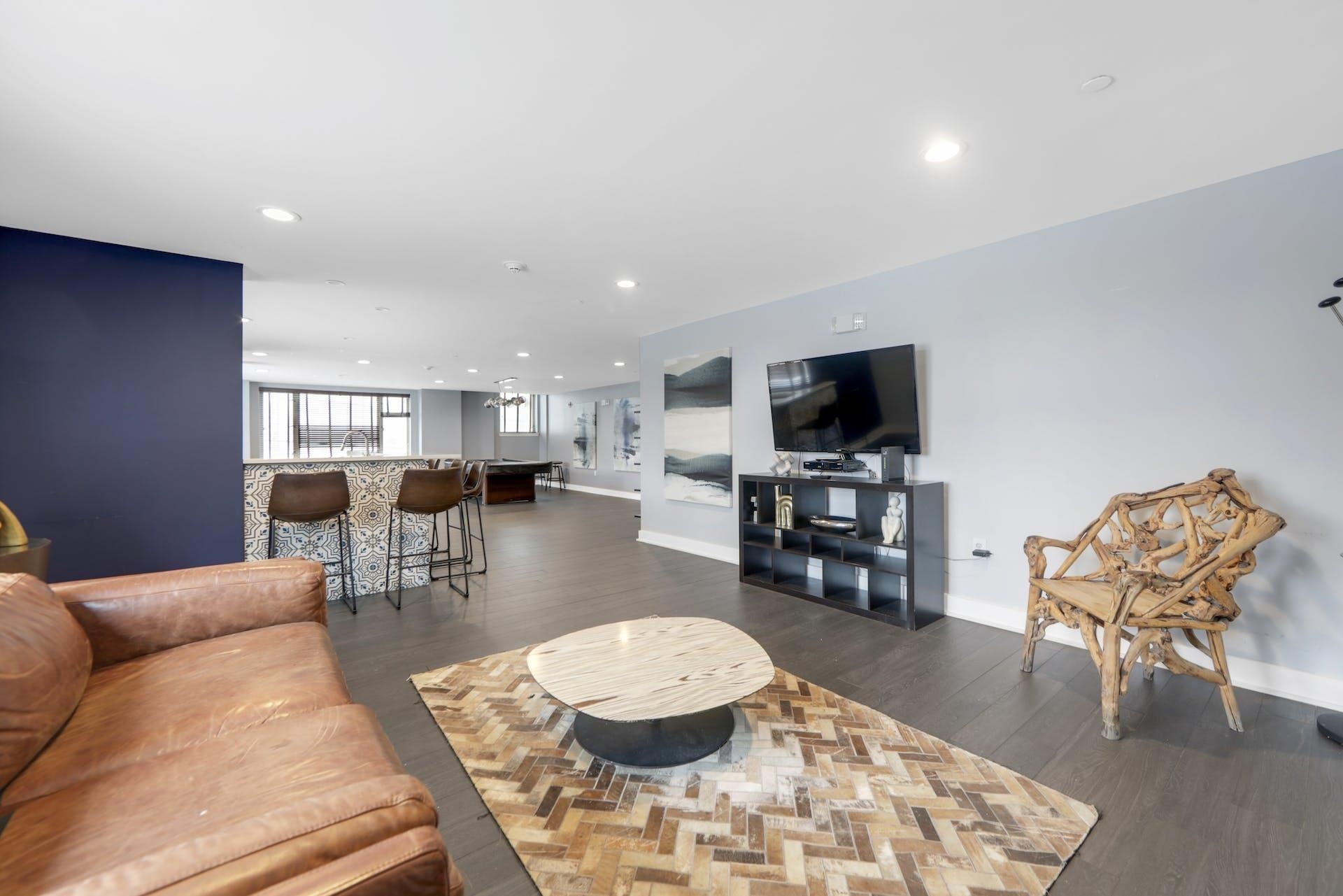 3312 HUDSON AVE Unit: 3K